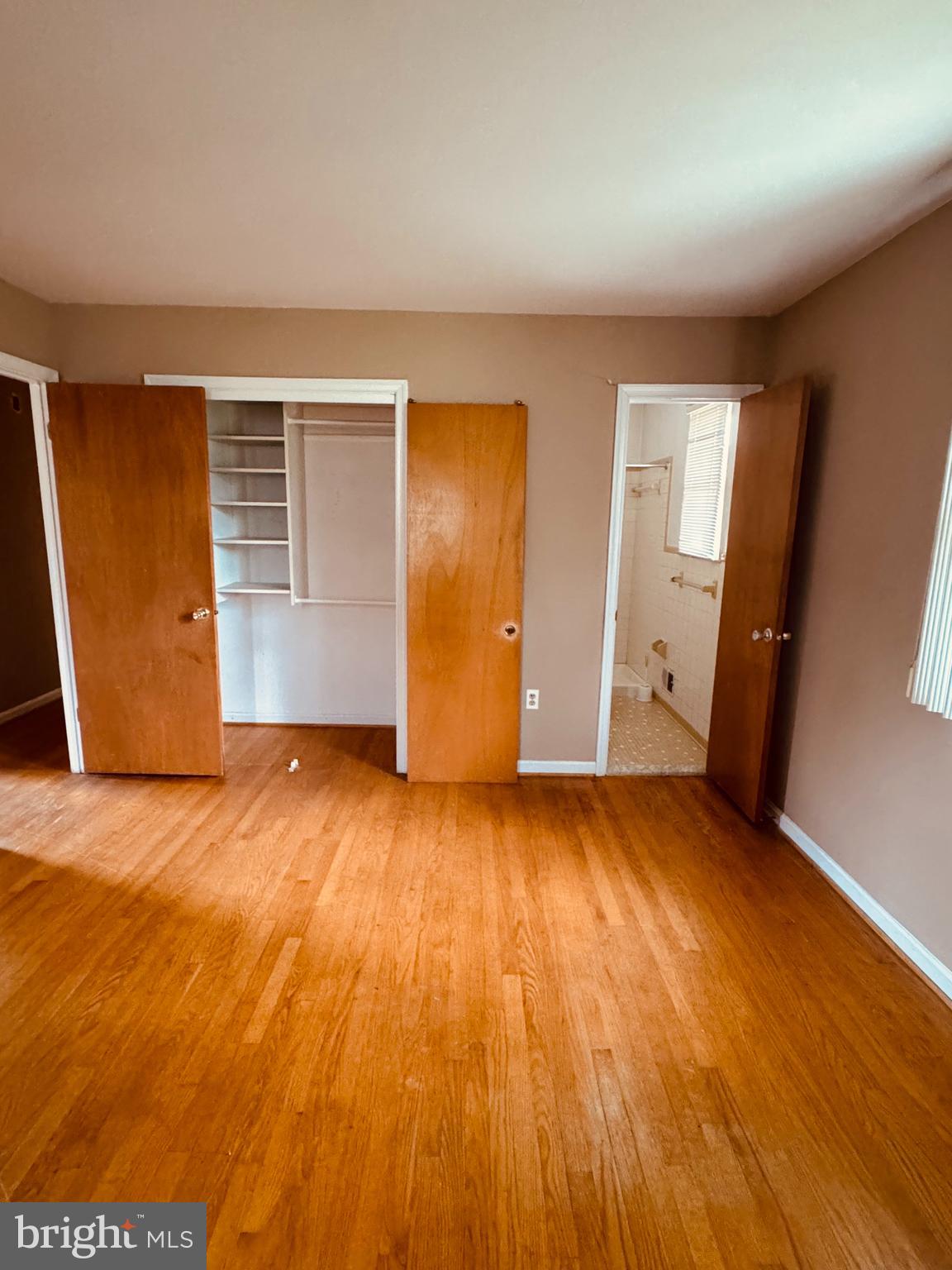 HARWOOD - Residential