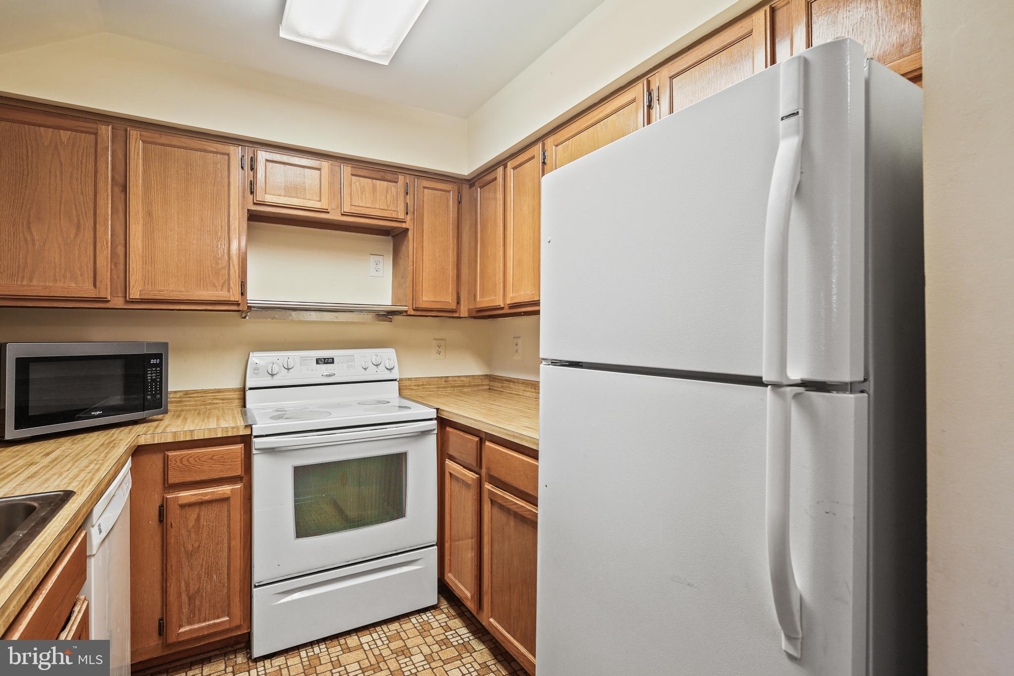 STKBRDGE AT TANGLWD COD - Residential Lease