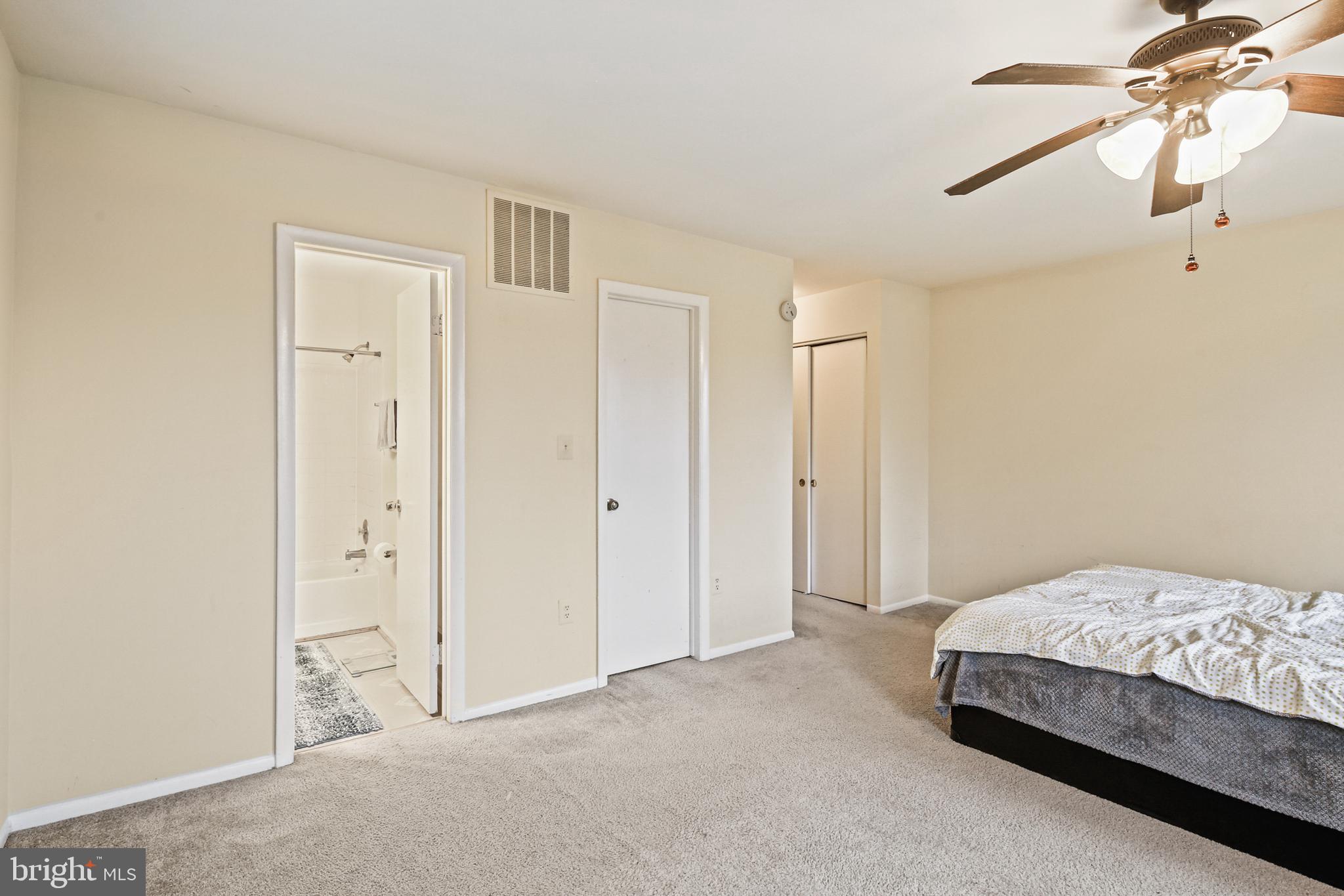 STKBRDGE AT TANGLWD COD - Residential Lease