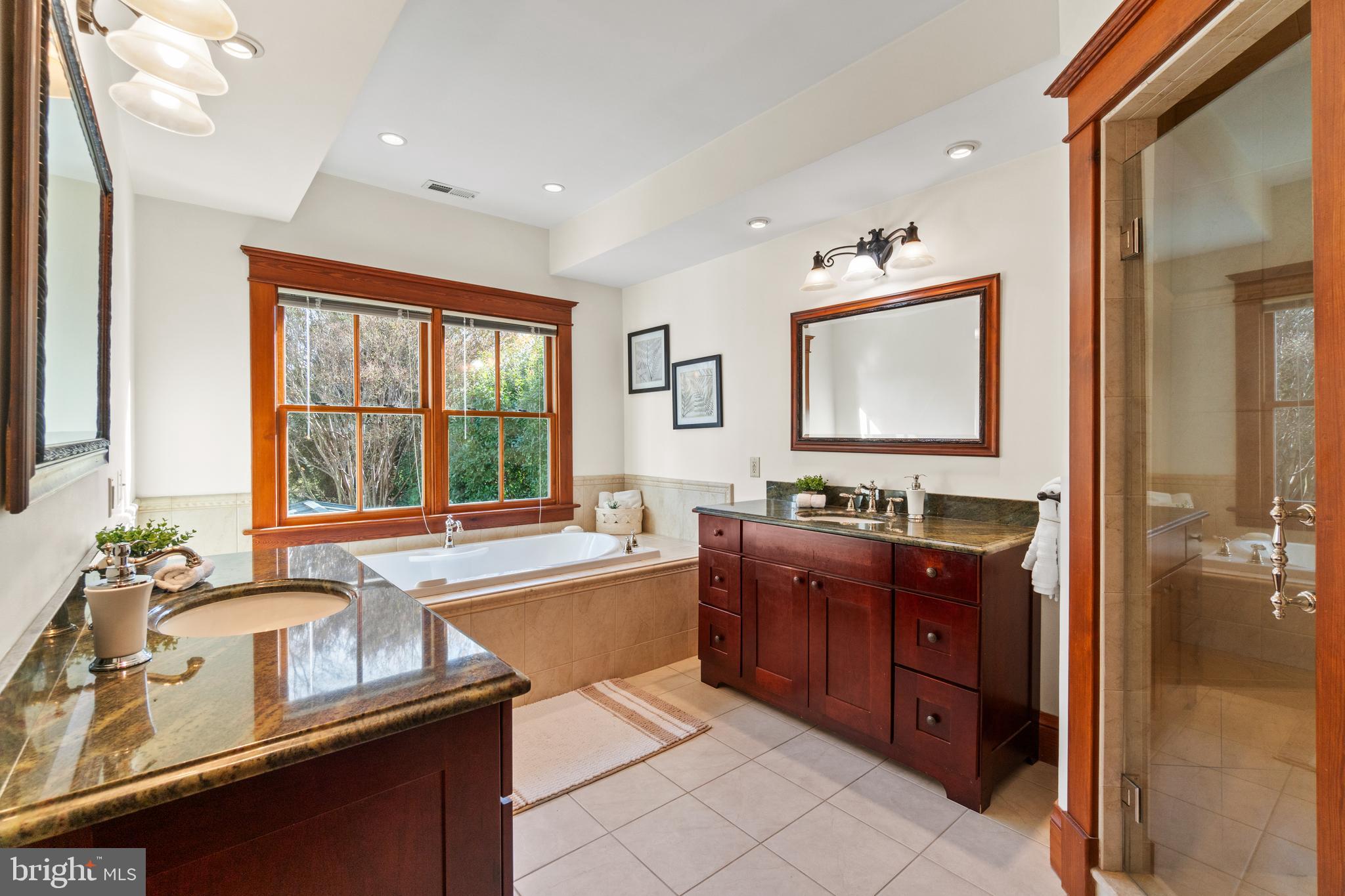 EASTPORT - Residential