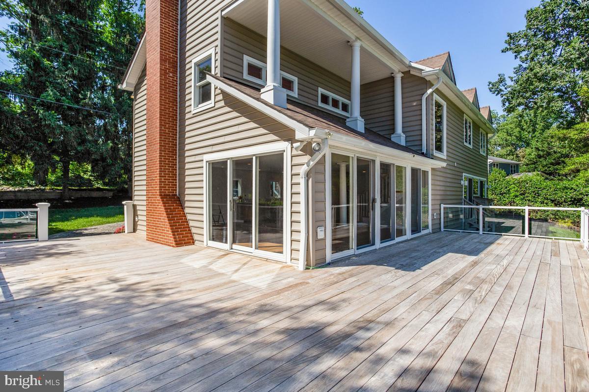 NORTH SHORE - Residential