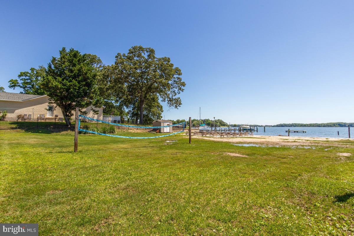 NORTH SHORE - Residential