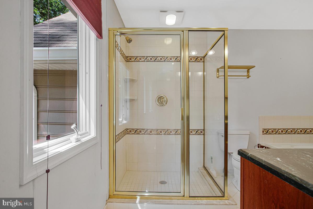 NORTH SHORE - Residential