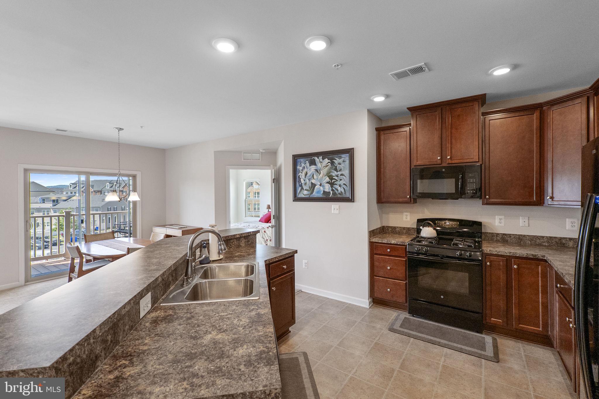LINTON AT BALLENGER - Residential