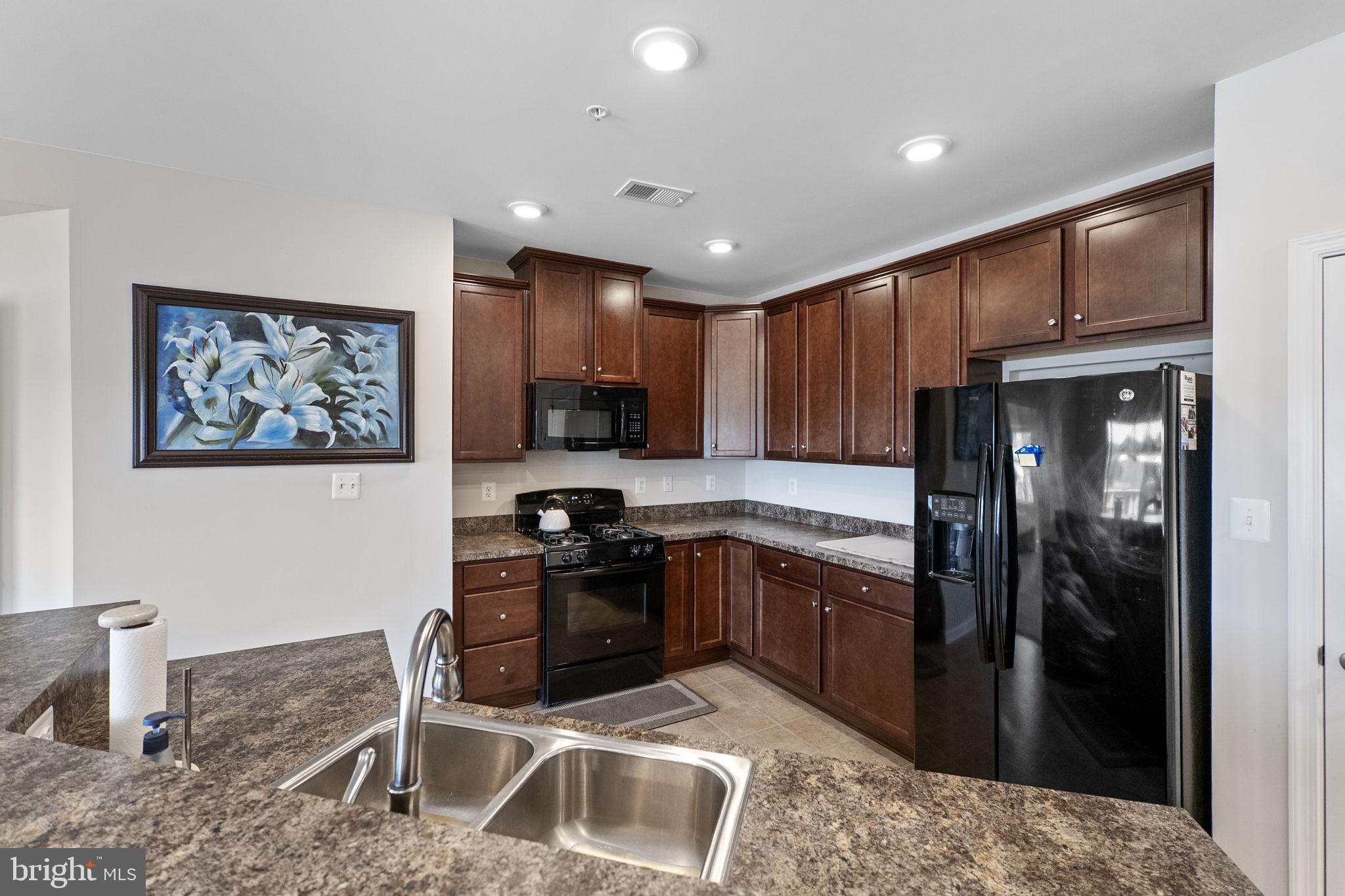 LINTON AT BALLENGER - Residential