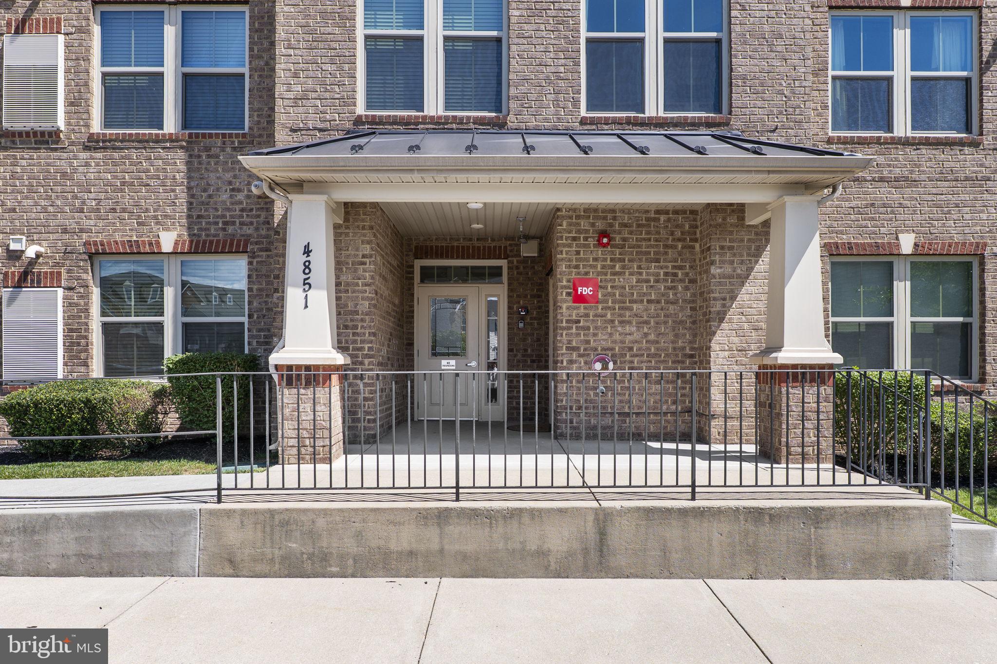 LINTON AT BALLENGER - Residential