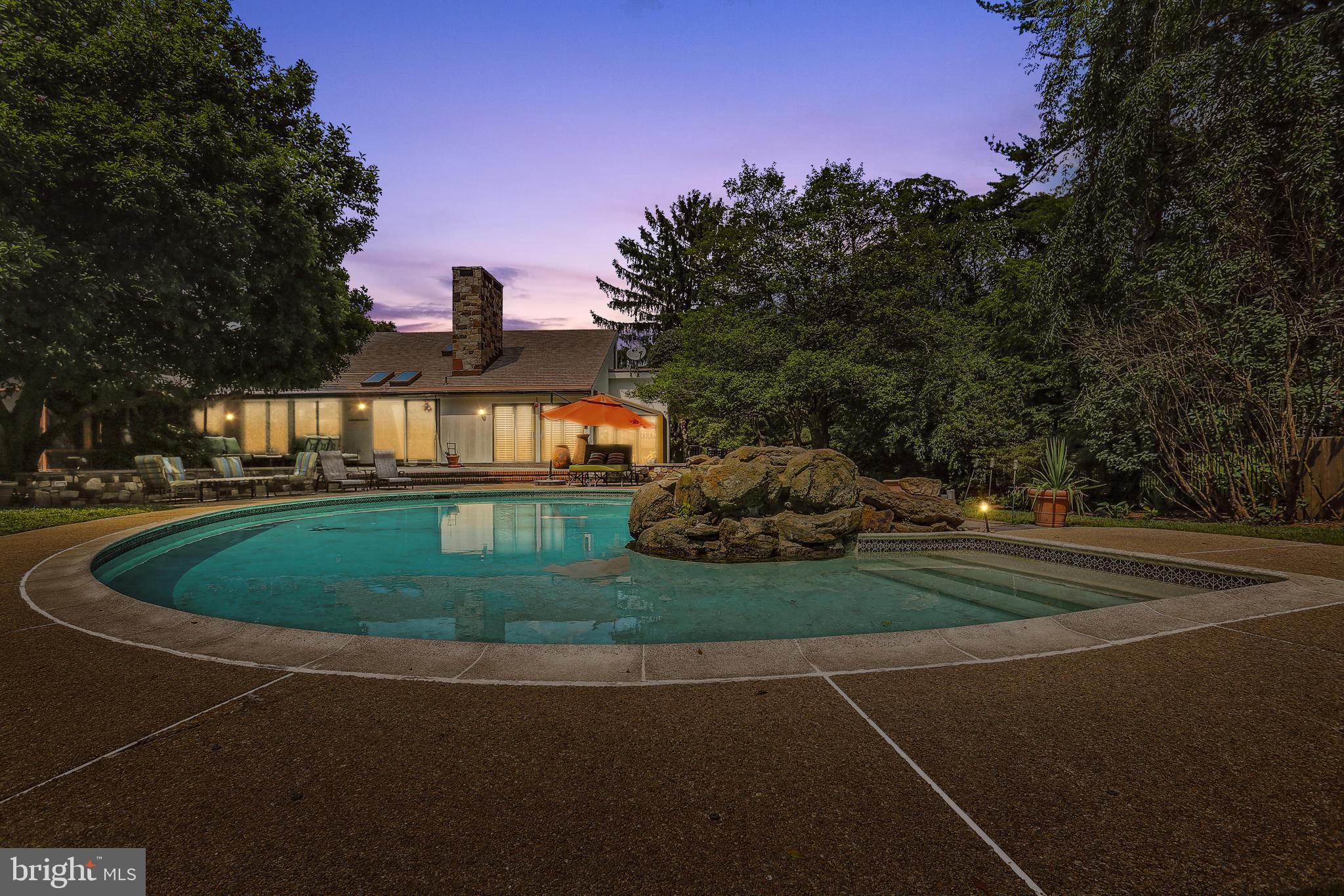 BURNT MILLS HILLS - Residential