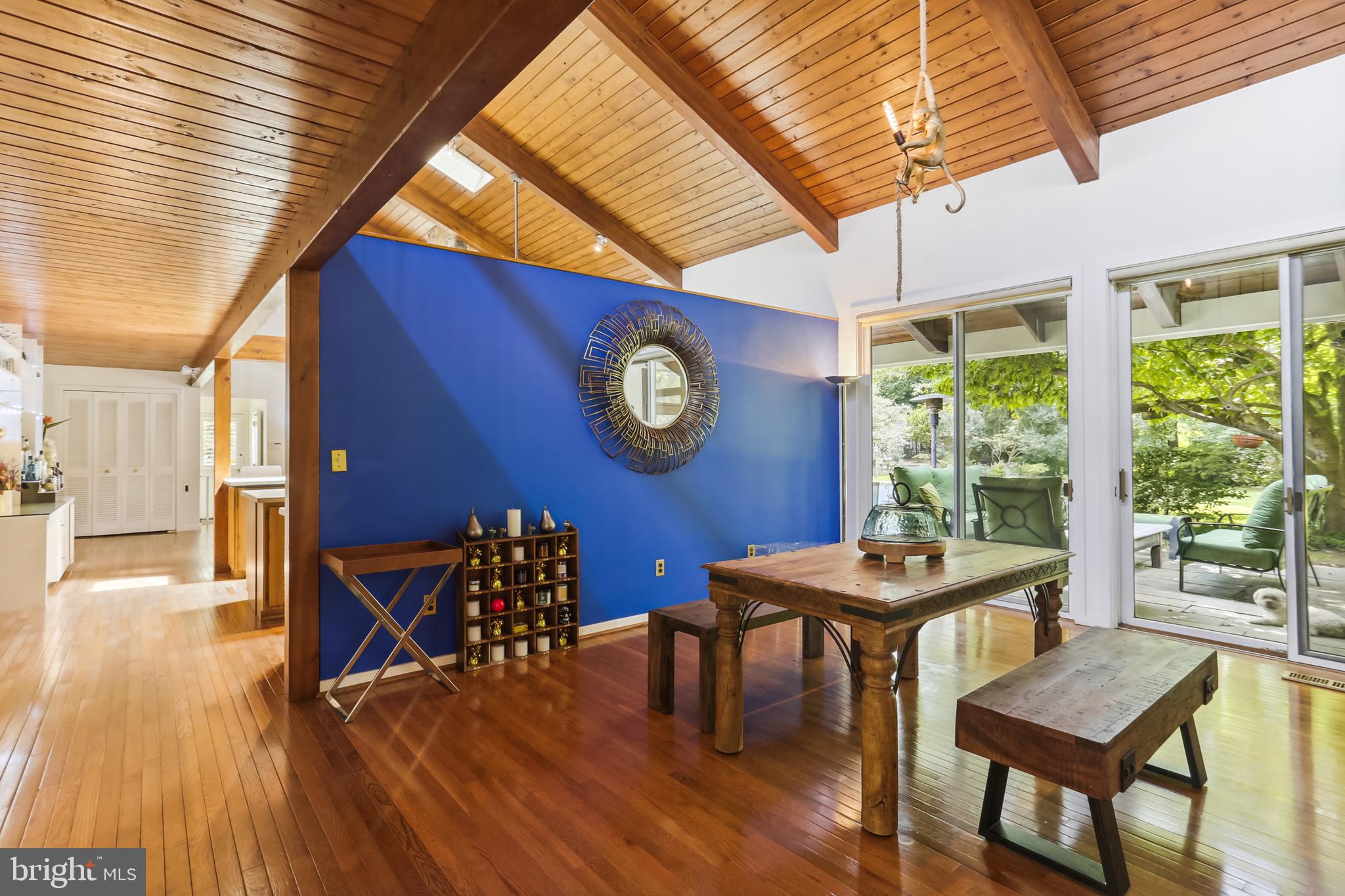 BURNT MILLS HILLS - Residential
