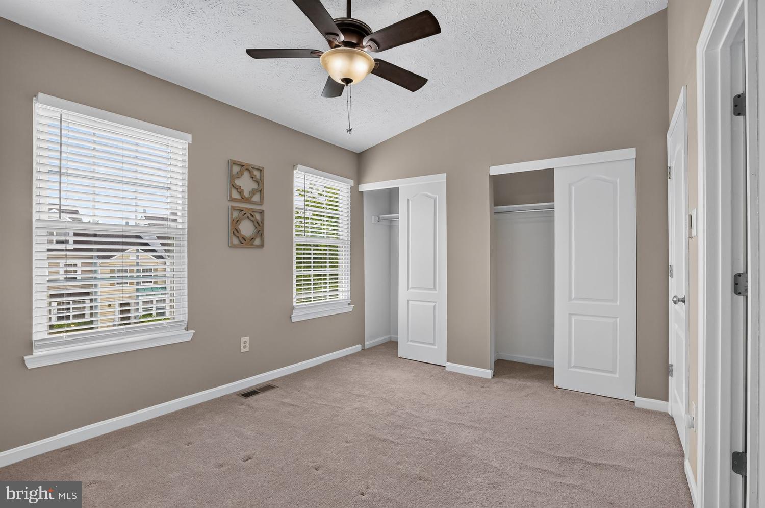 SINGLETONS GROVE - Residential