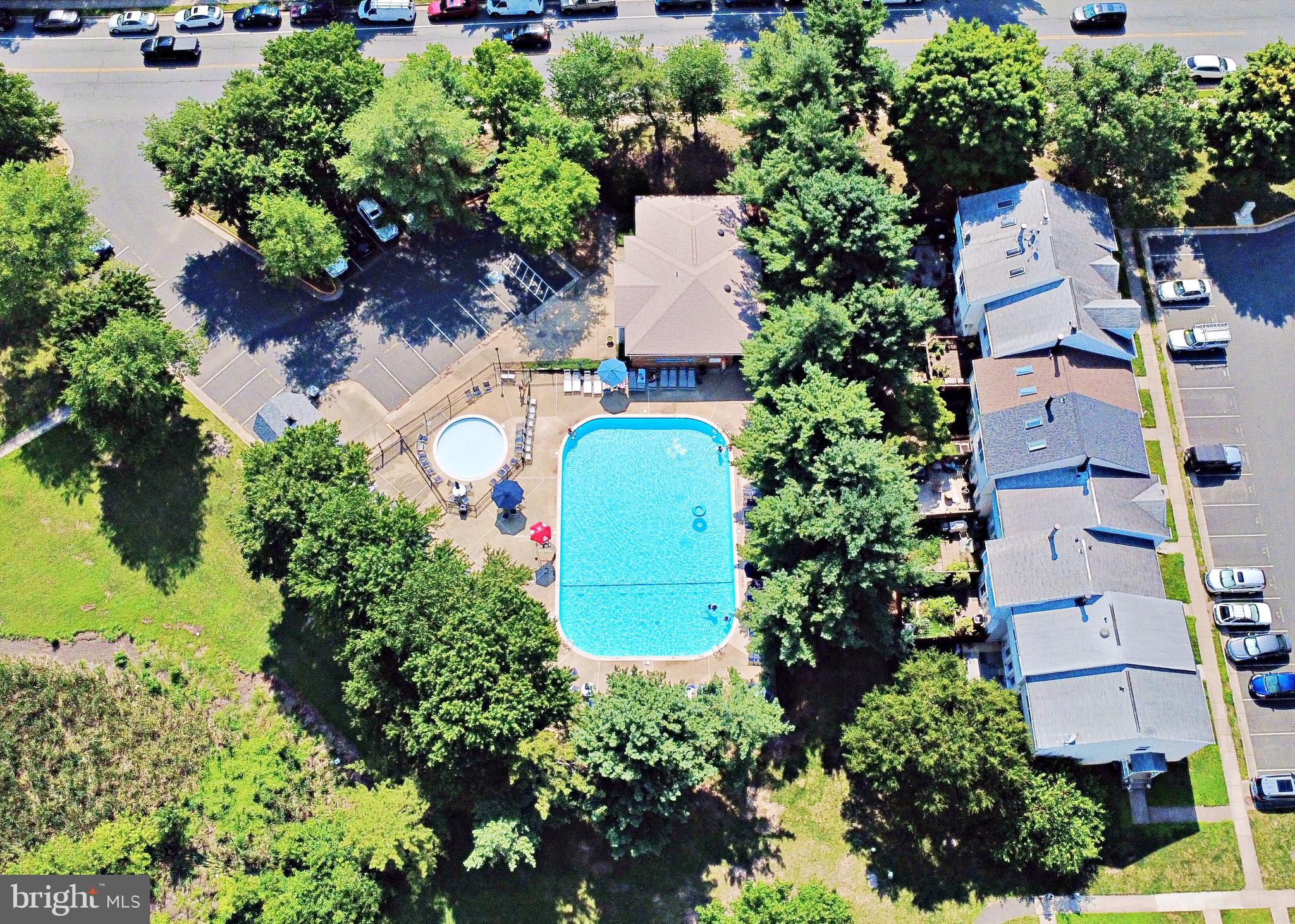 SINGLETONS GROVE - Residential