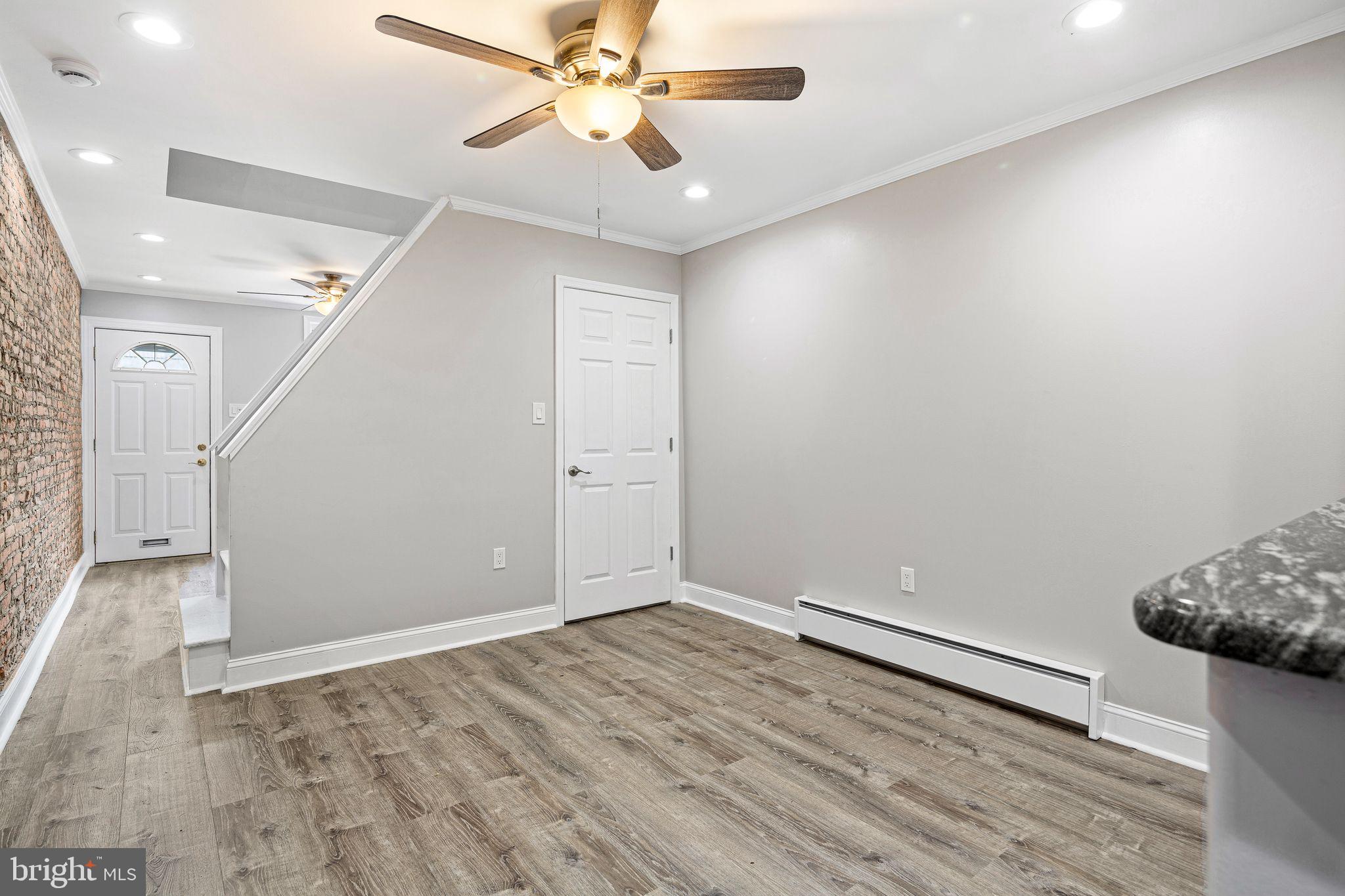 PORT RICHMOND - Residential