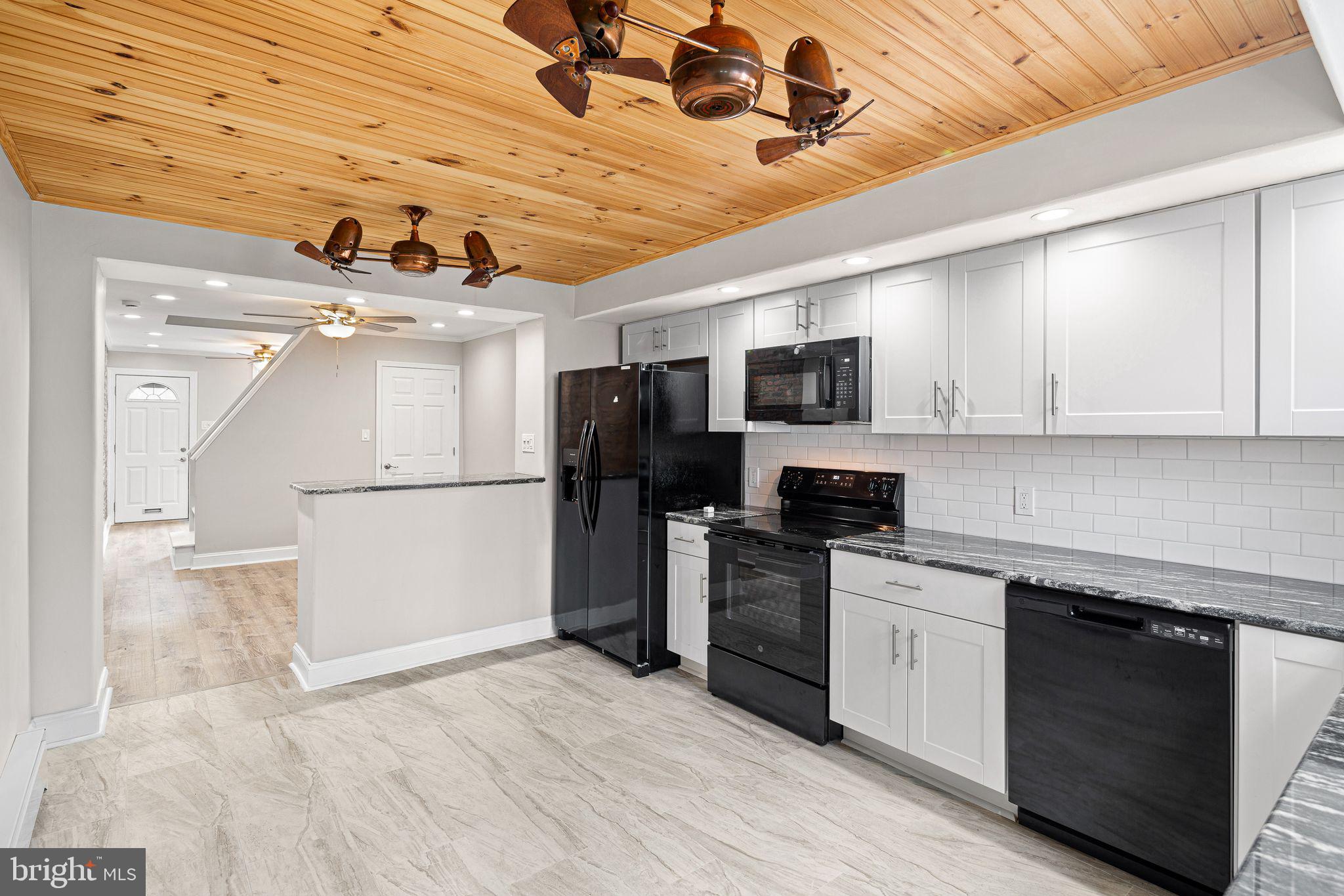 PORT RICHMOND - Residential