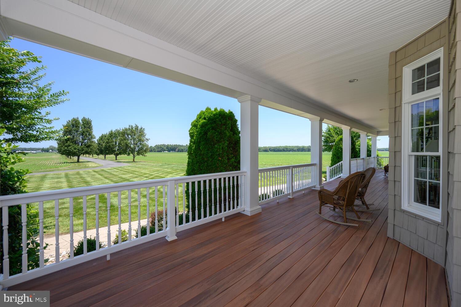 FEDERALSBURG - Farm