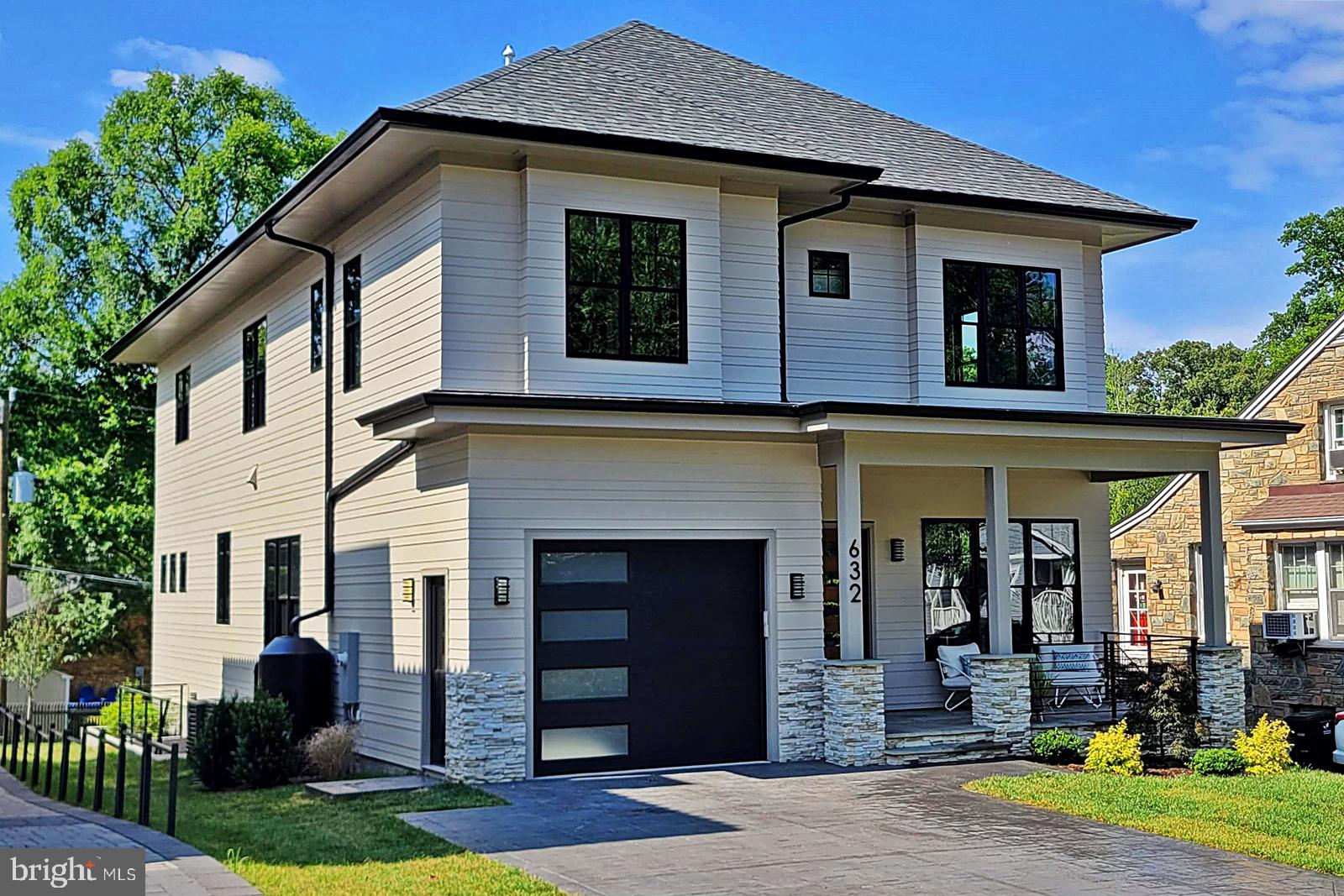 AURORA HILLS - Residential
