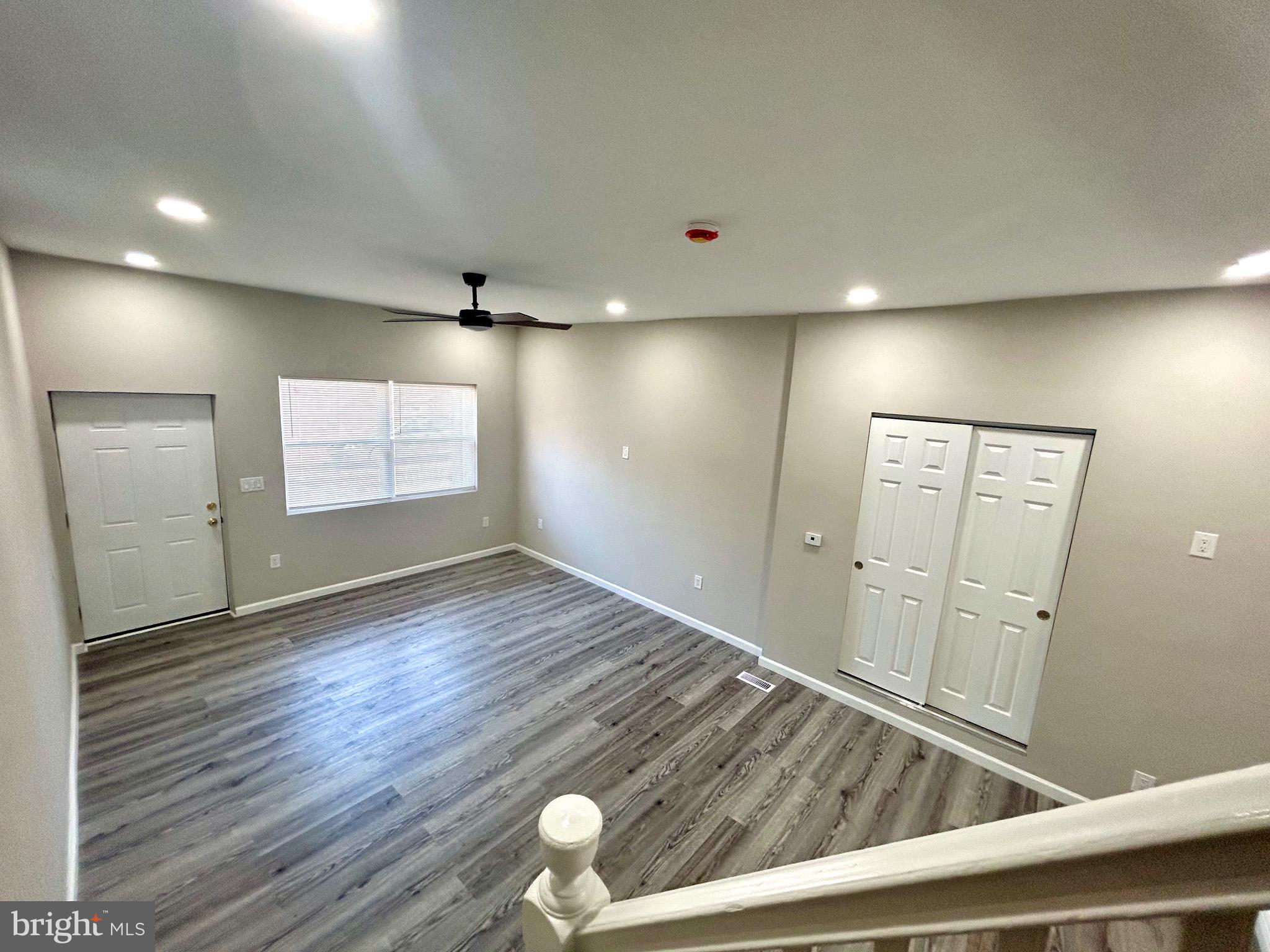 FRANKFORD - Residential