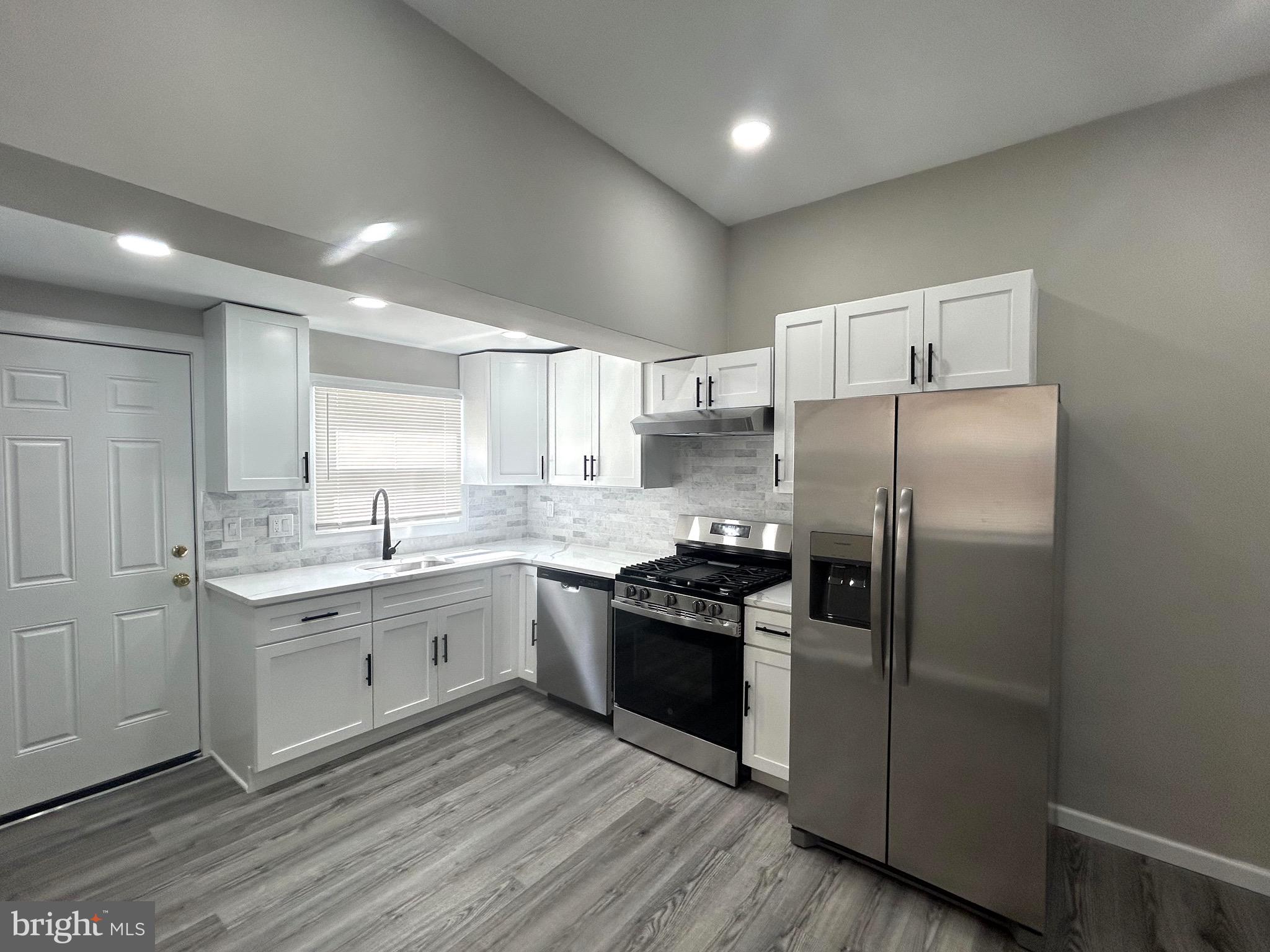 FRANKFORD - Residential
