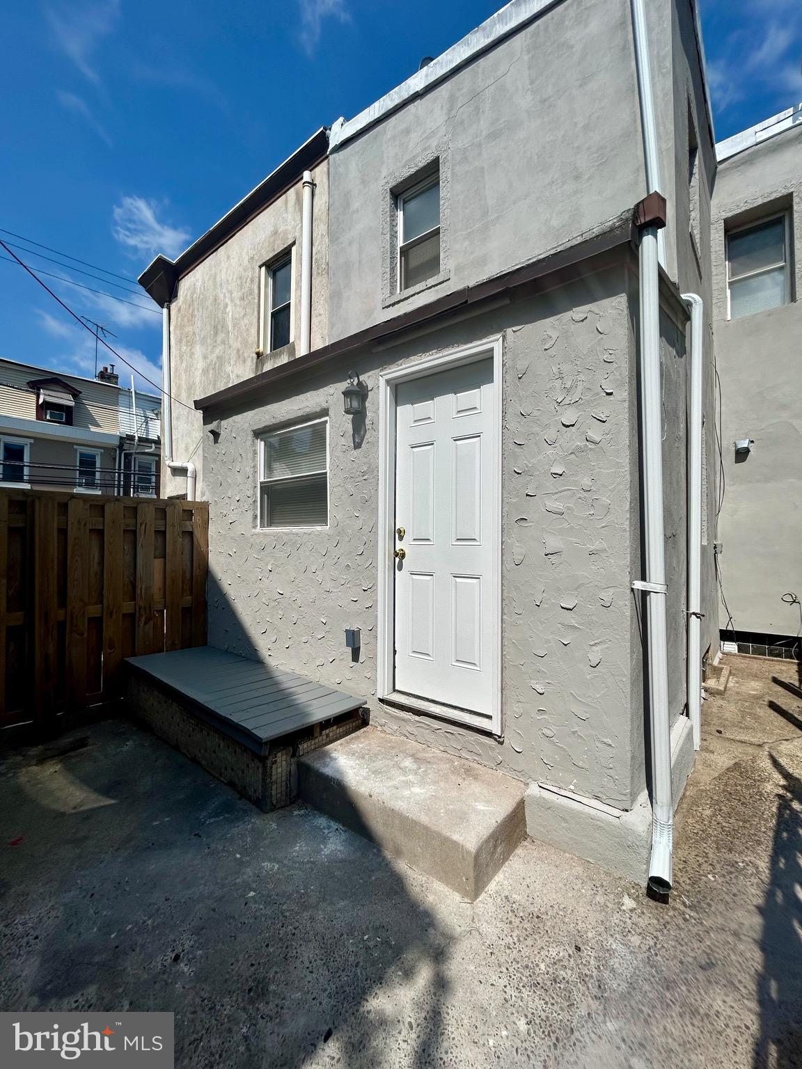 FRANKFORD - Residential