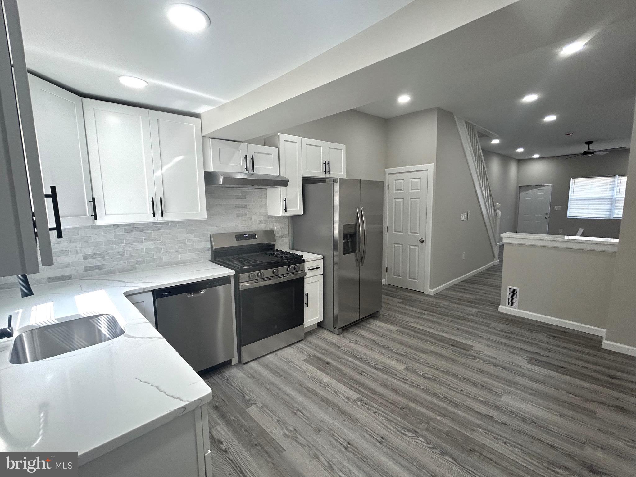 FRANKFORD - Residential