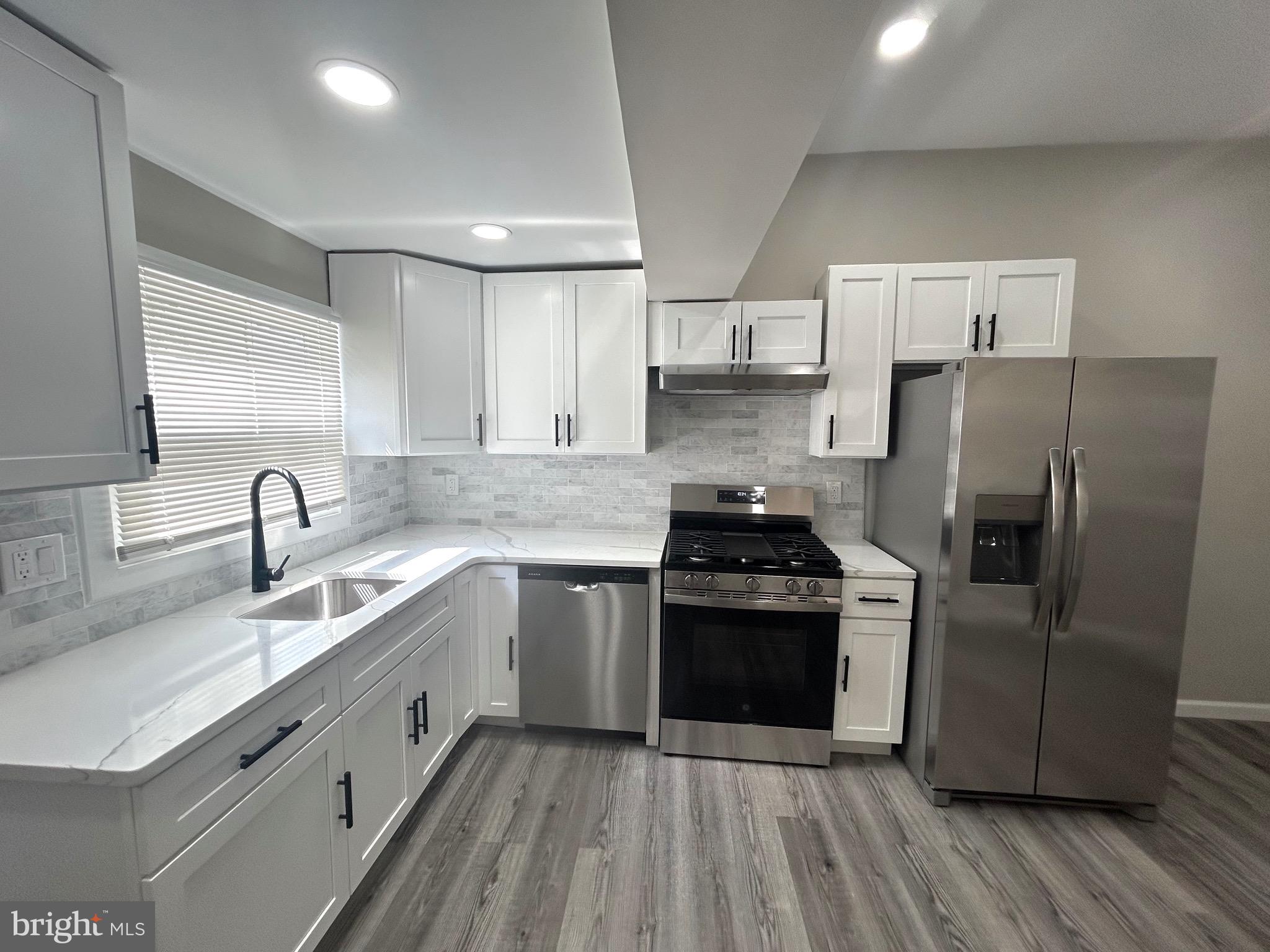 FRANKFORD - Residential