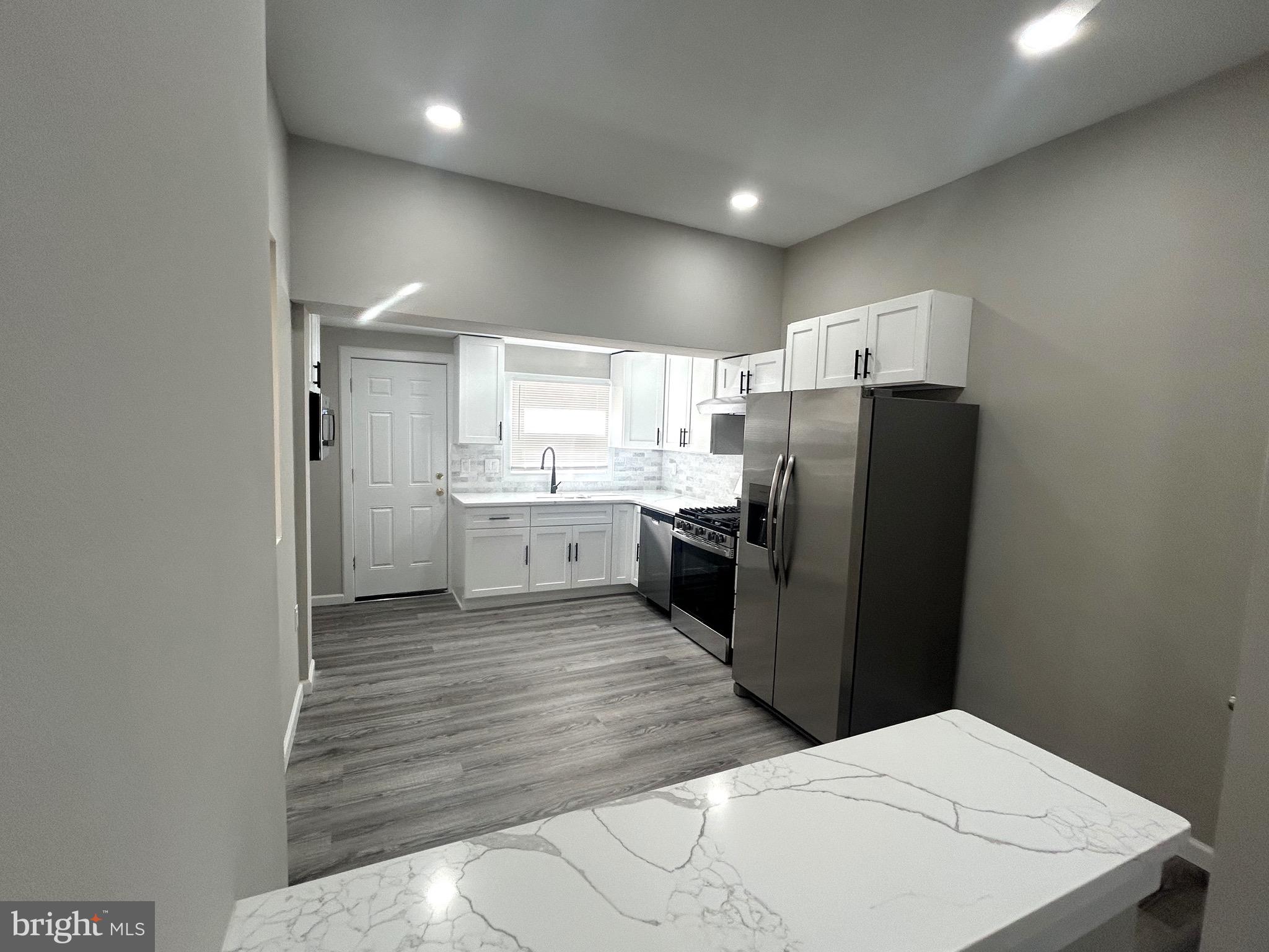 FRANKFORD - Residential