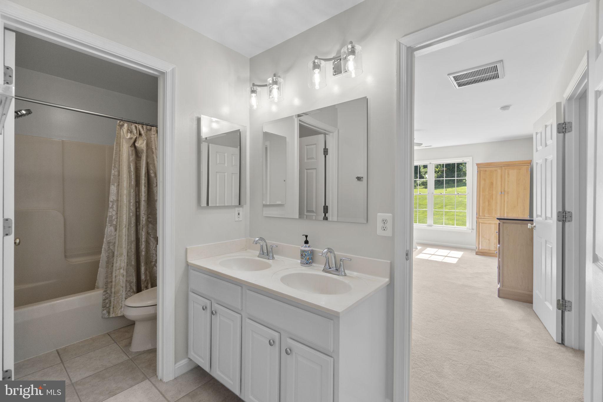 WOODFORDS GRANT - Residential