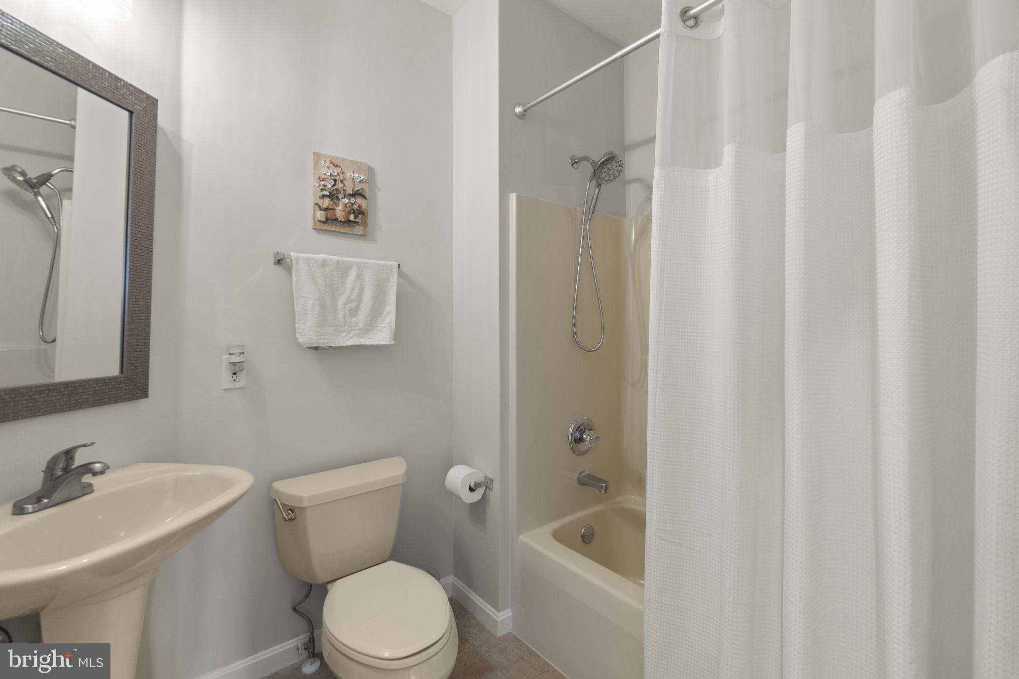 WOODFORDS GRANT - Residential