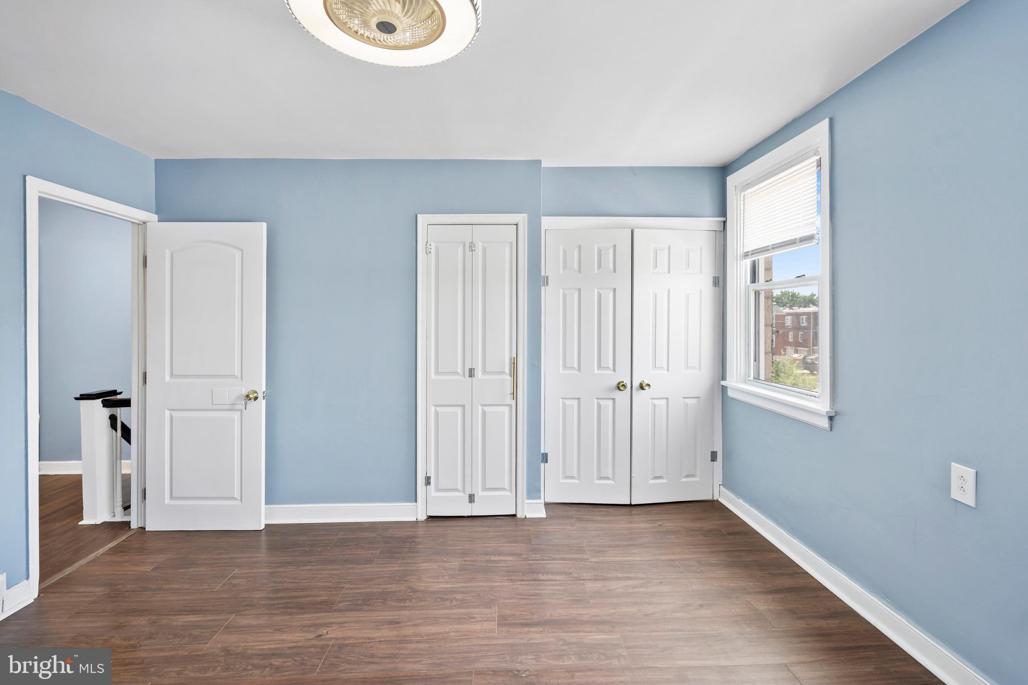OXFORD CIRCLE - Residential