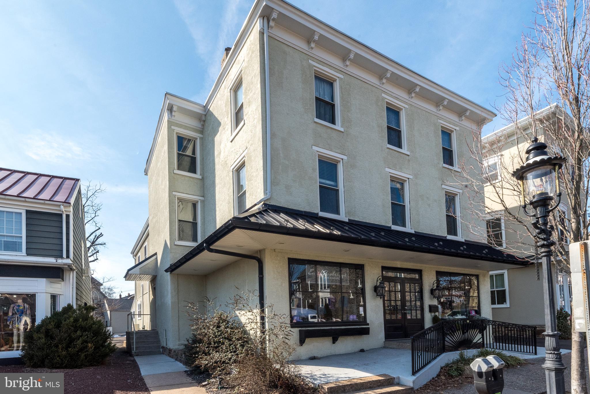 Discover Borough living at its finest in this beautifully renovated 2-bedroom, 1-bathroom flat in the heart of Doylestown. Newly constructed in 2024, this sunlit apartment features a stylish kitchen with all-new appliances, a modern bathroom, and two spacious bedrooms. Enjoy the convenience of off-street parking, onsite laundry, and a prime downtown location just steps from restaurants, shopping, the theater, and the train station. Experience the charm and walkability of Doylestown with this exceptional rental opportunity. Call today for your exclusive showing!