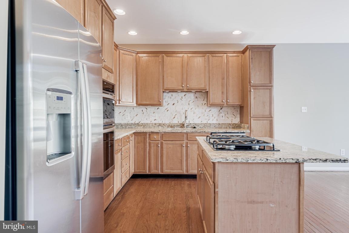 SOUTH RIDING - Residential