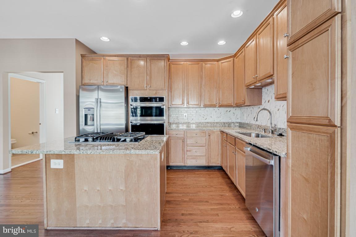 SOUTH RIDING - Residential