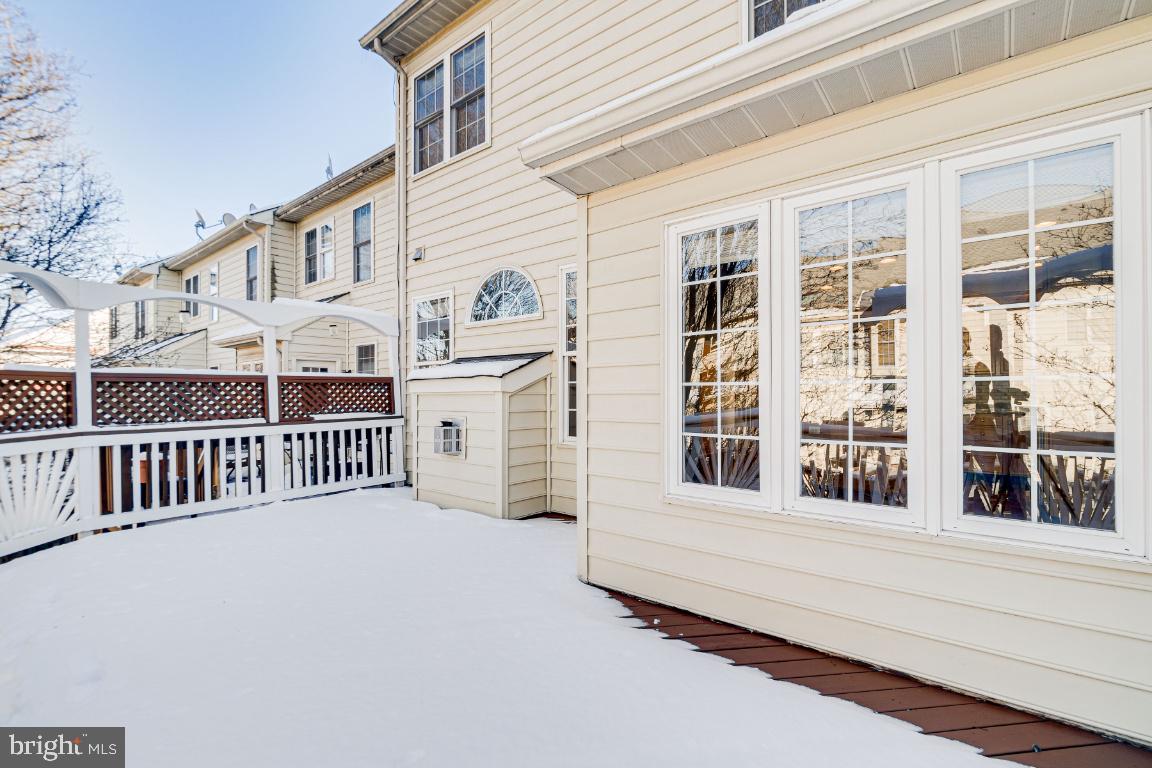 SOUTH RIDING - Residential