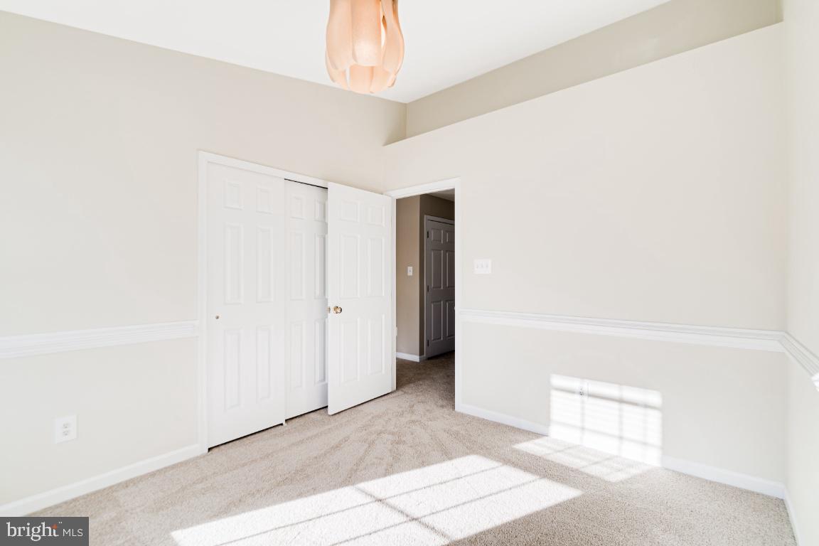 SOUTH RIDING - Residential