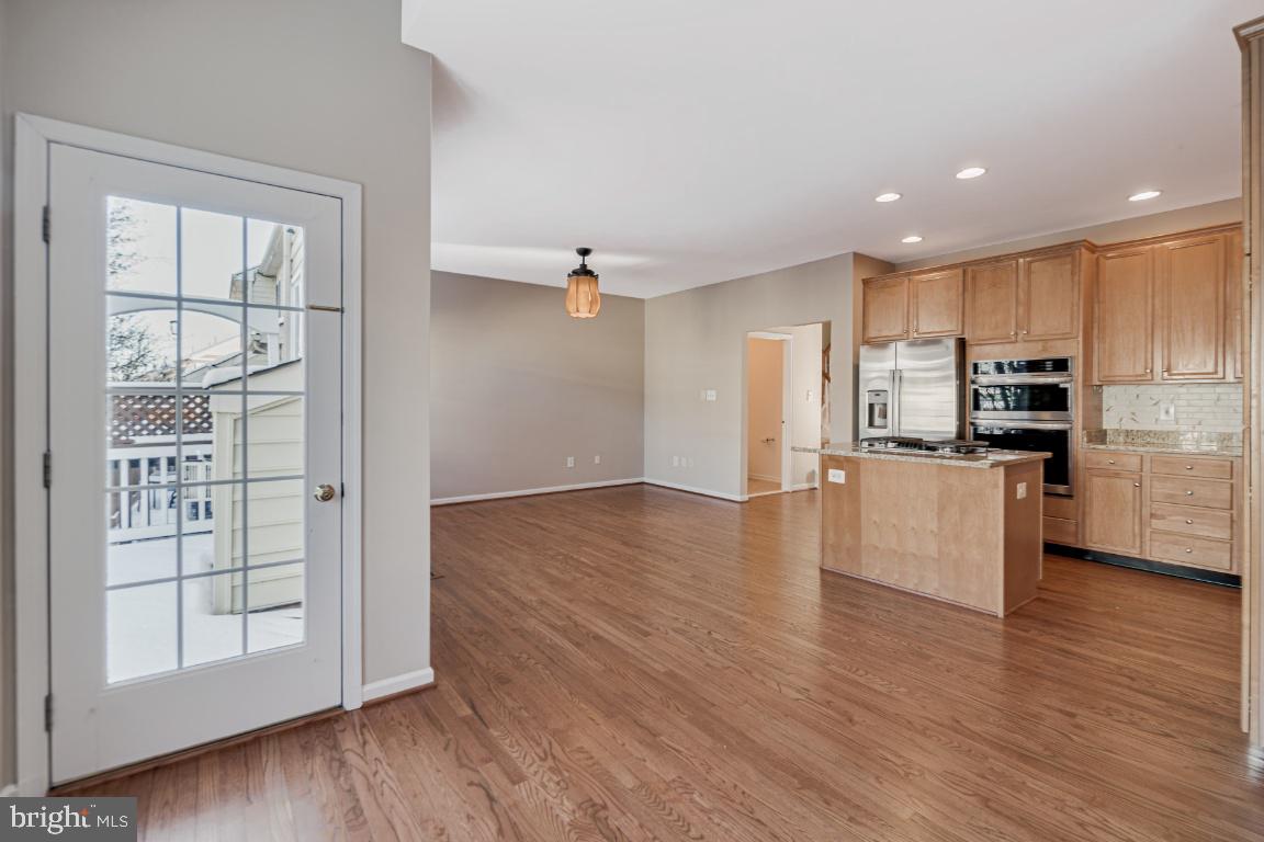 SOUTH RIDING - Residential