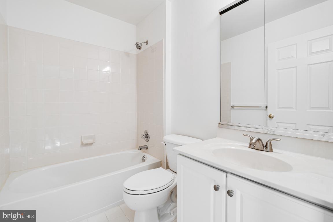 SOUTH RIDING - Residential