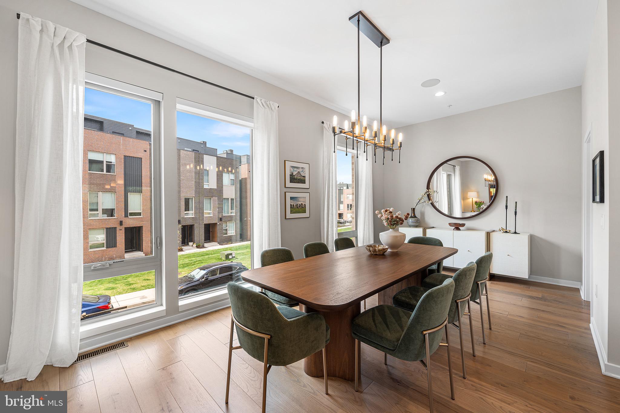 NORTHBANK - Residential