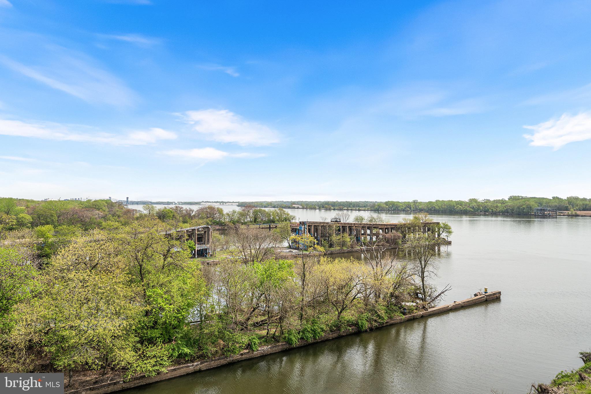 NORTHBANK - Residential