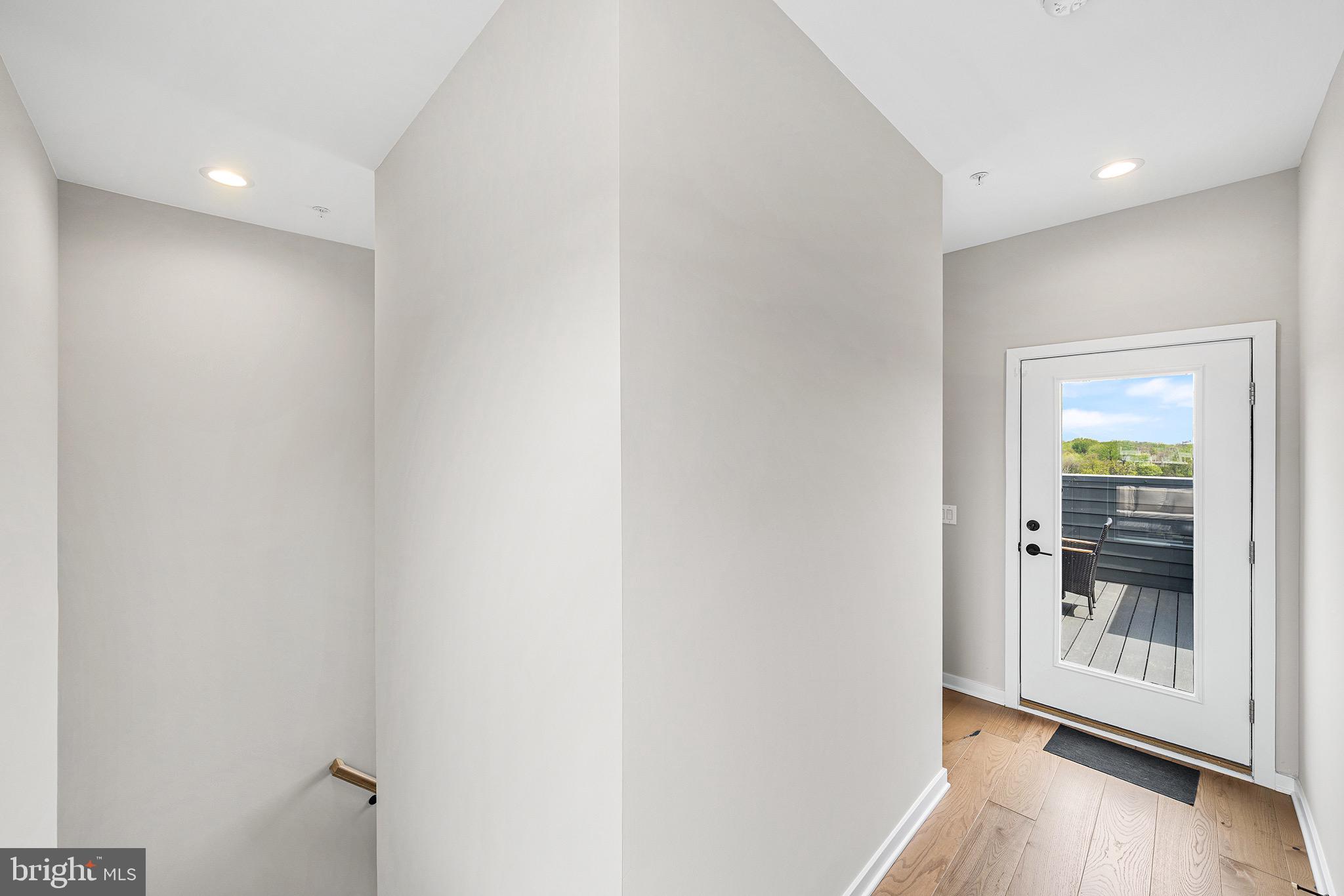 NORTHBANK - Residential