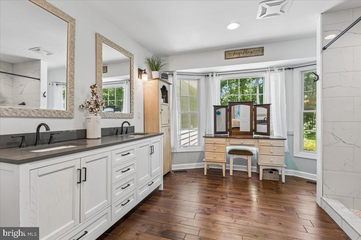 PROSPECT BAY - Residential