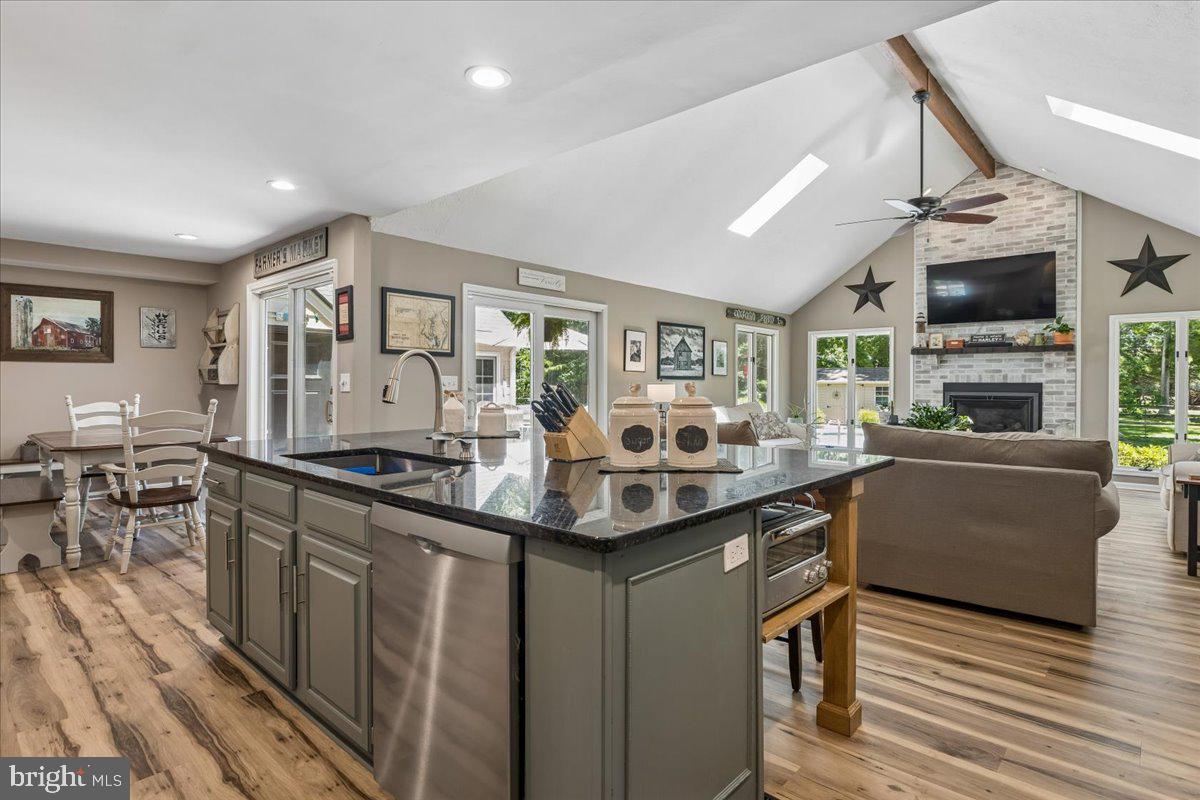 PROSPECT BAY - Residential