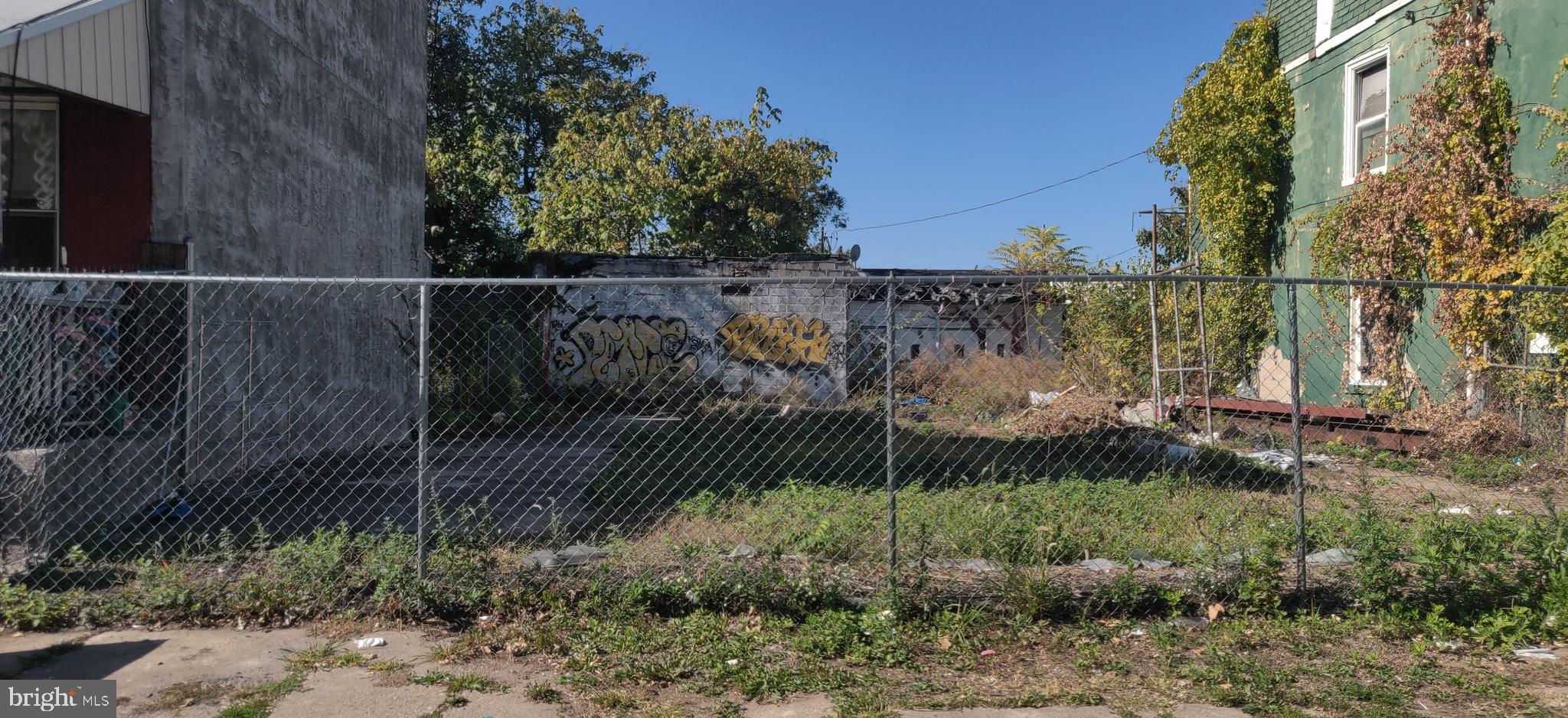 **MILL CREEK LOTS FOR SALE RIGHT OFF 46TH and LANCASTER**Seize the opportunity to buy a large portion of a block at a great price. These 2 lots are being sold with 928 N 46th Street MLS#PAPH2412326 ) It is a mix of lots and 1 commercial auto garage. Great location. Buyer is responsible for the Philadelphia Resale Certificate. All offers will be presented. A $2,500 escrow is due within 48 hrs. of a signed agreement of sale. Take a drive by or call for a tour of the structures.