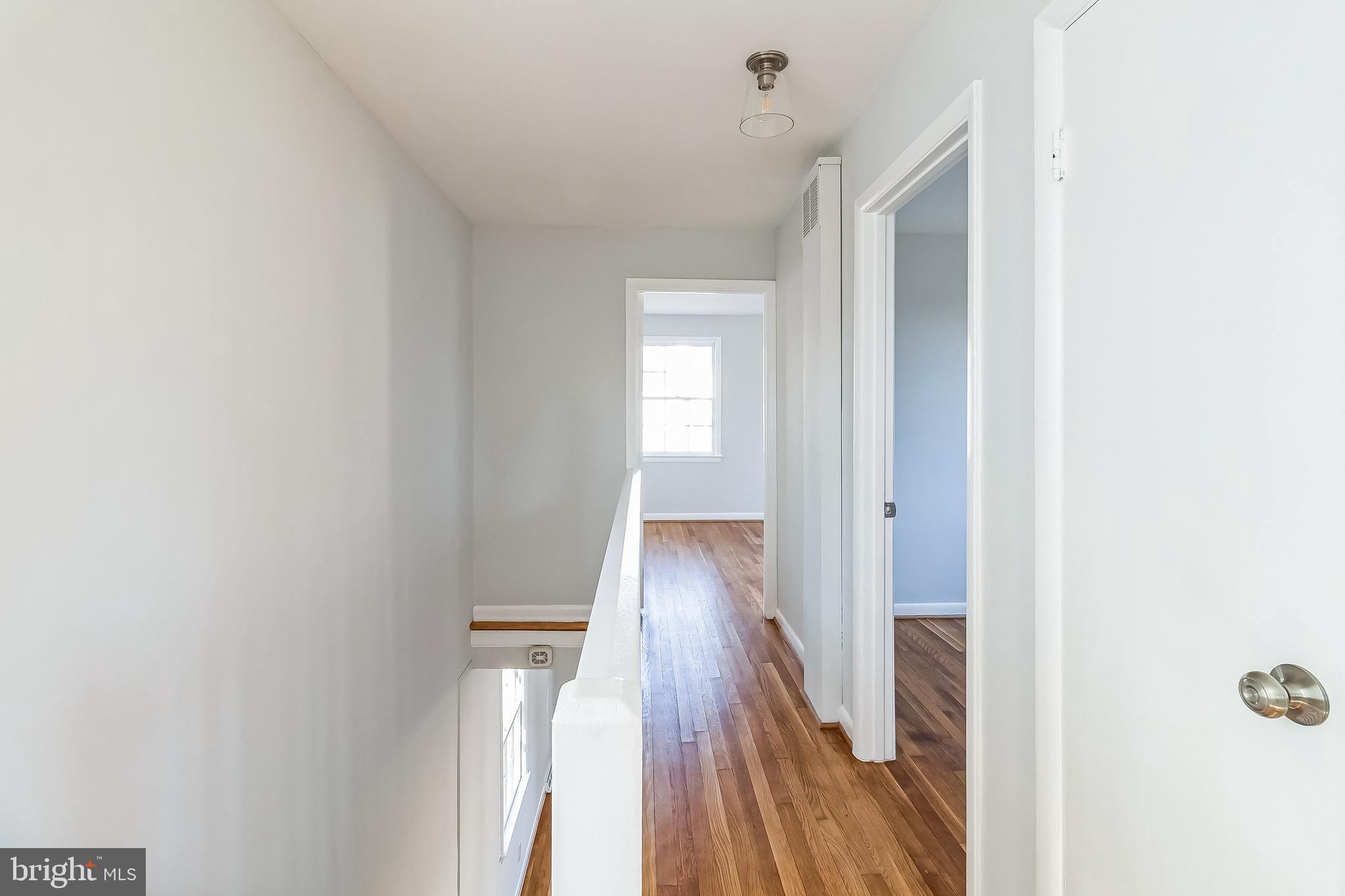 SUNNYSIDE - Residential Lease