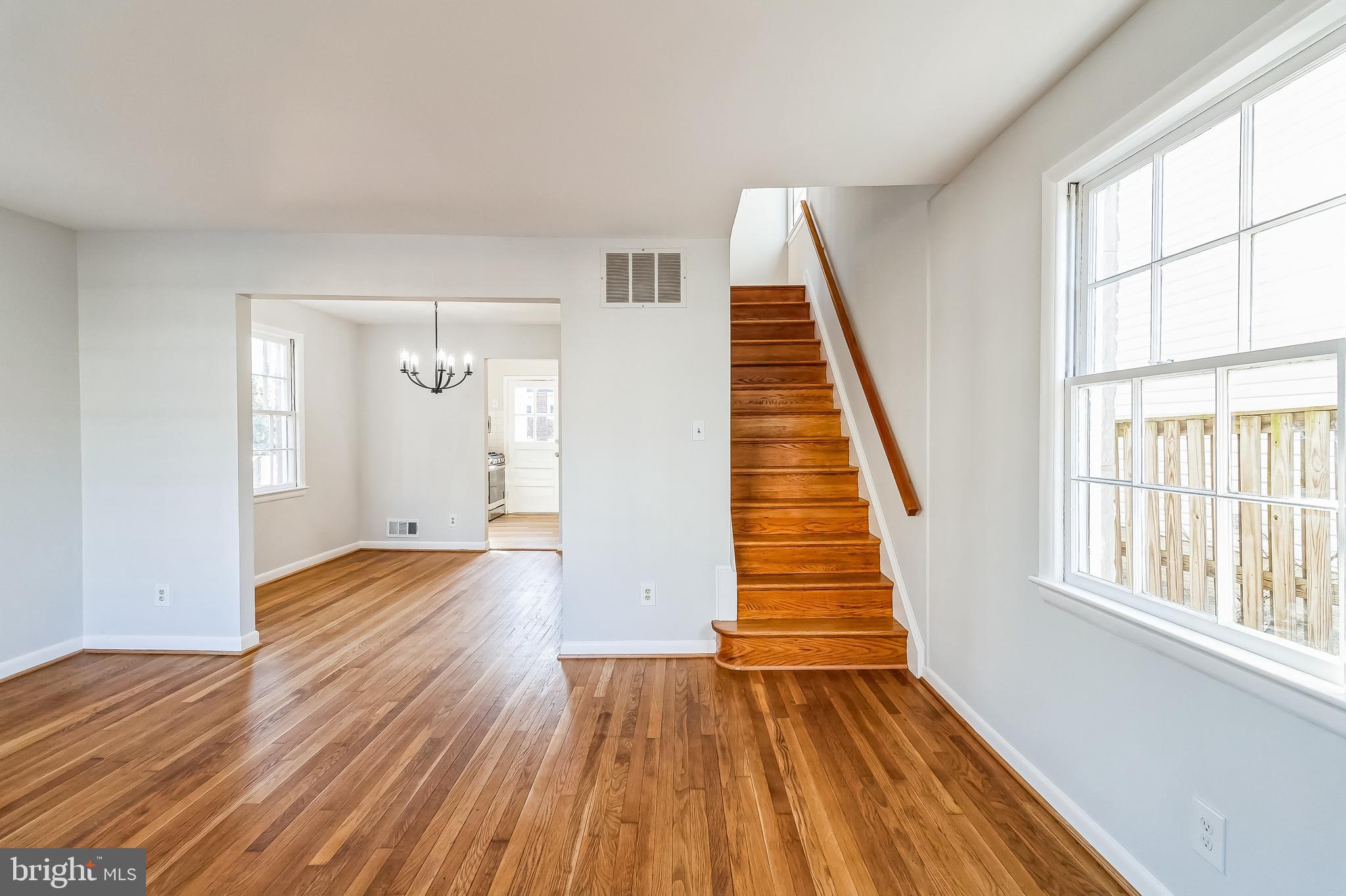 SUNNYSIDE - Residential Lease