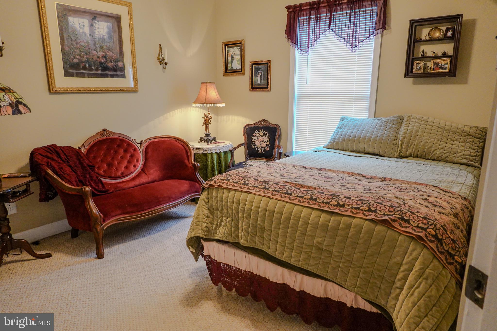 OAKLEIGH MANOR ESTATES - Residential