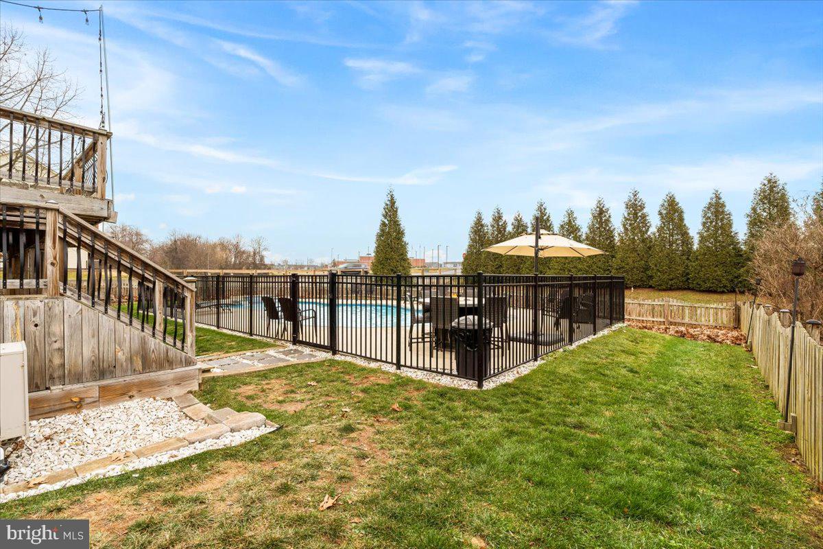 HAMMONDS MILL - Residential