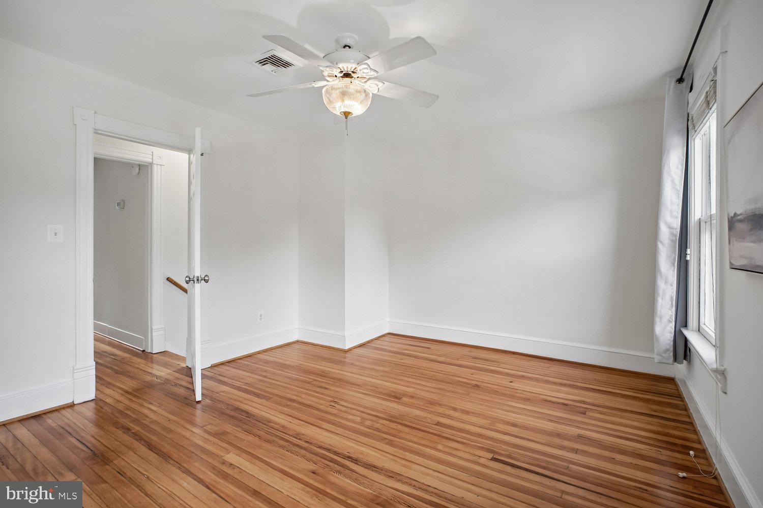 MAYWOOD - Residential