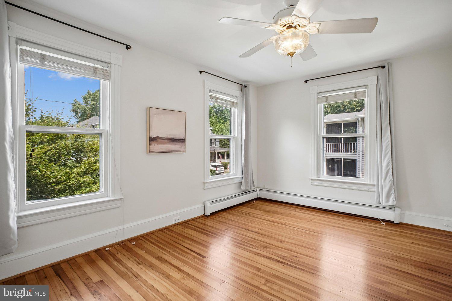 MAYWOOD - Residential