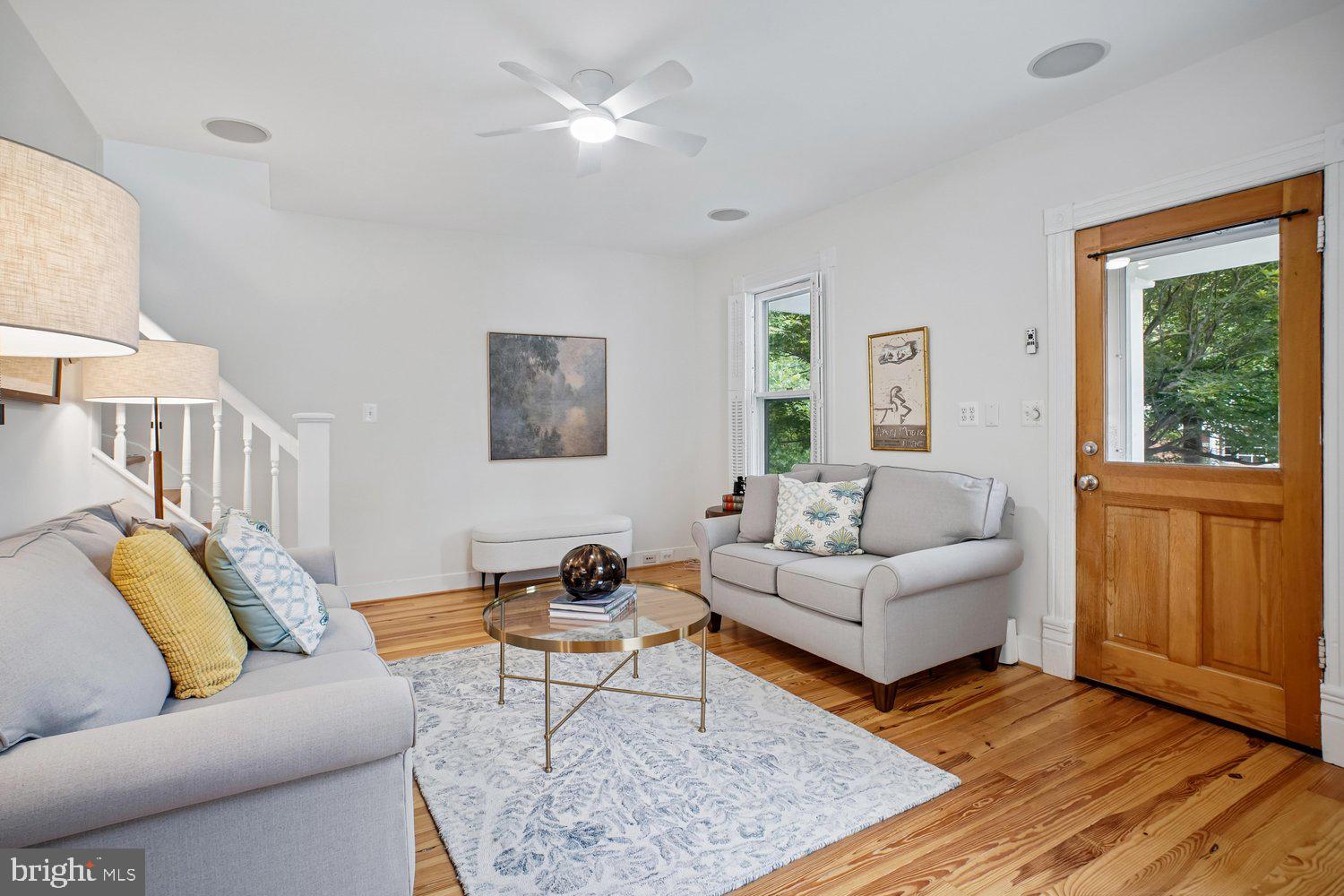 MAYWOOD - Residential