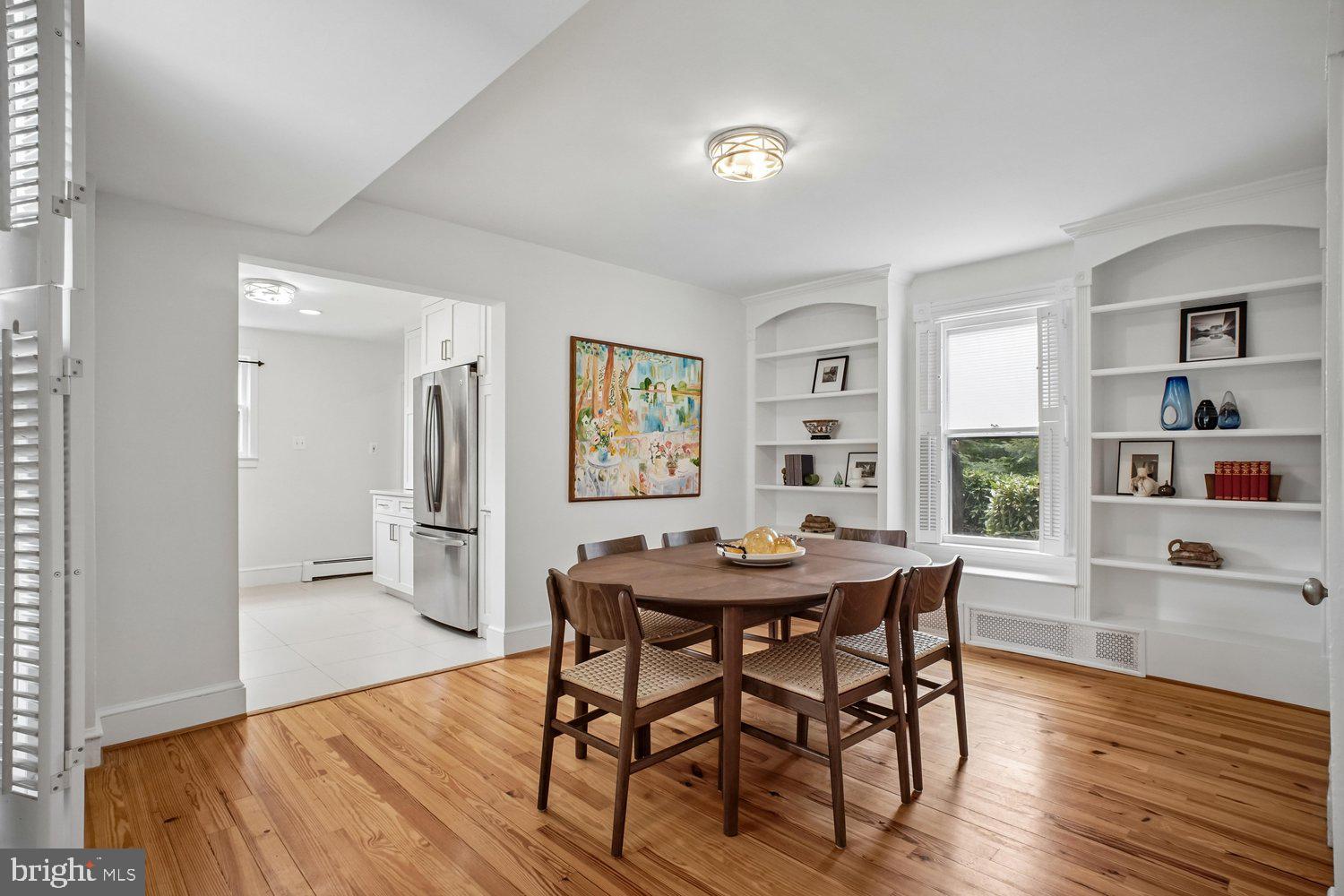 MAYWOOD - Residential