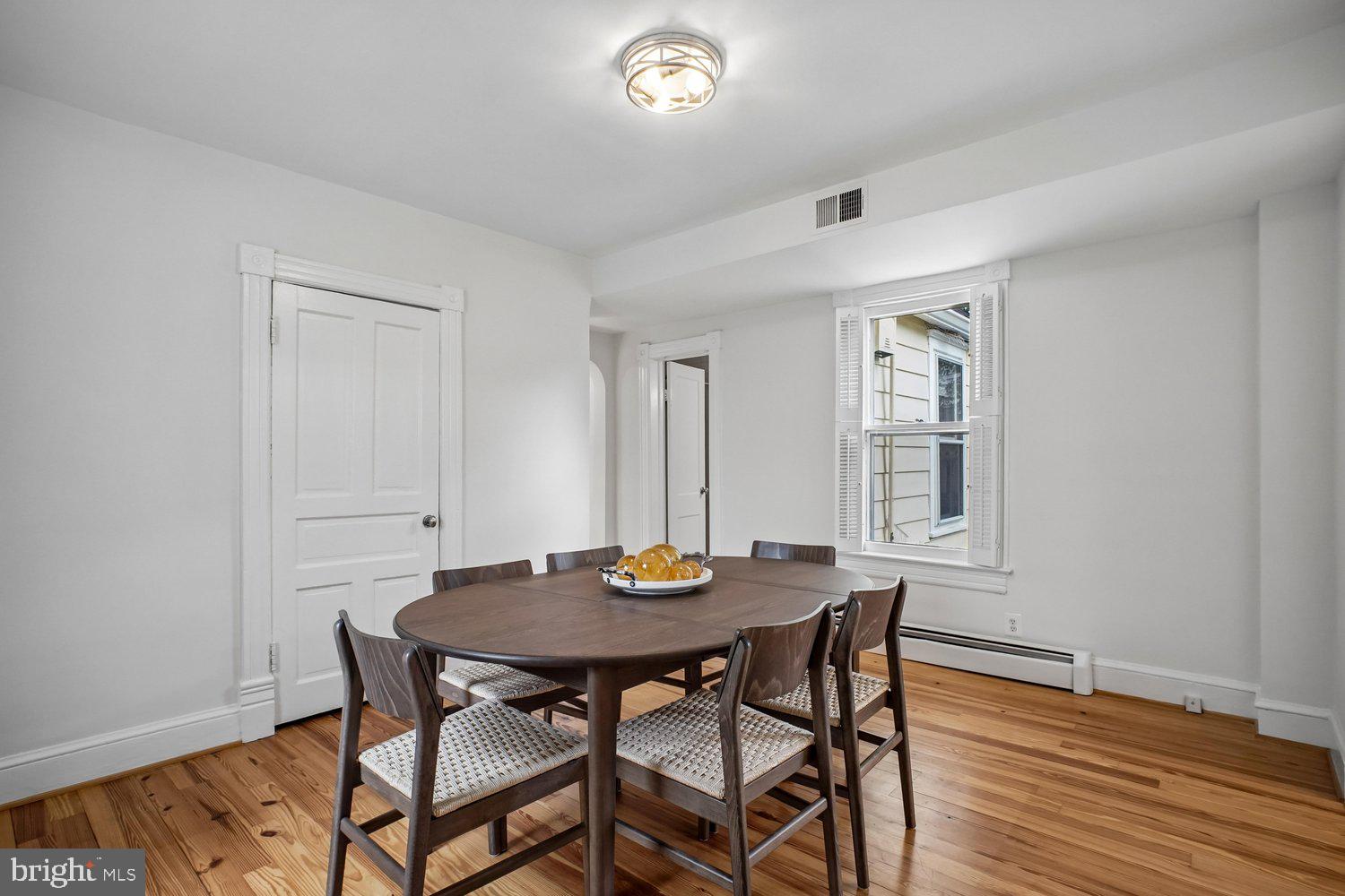 MAYWOOD - Residential