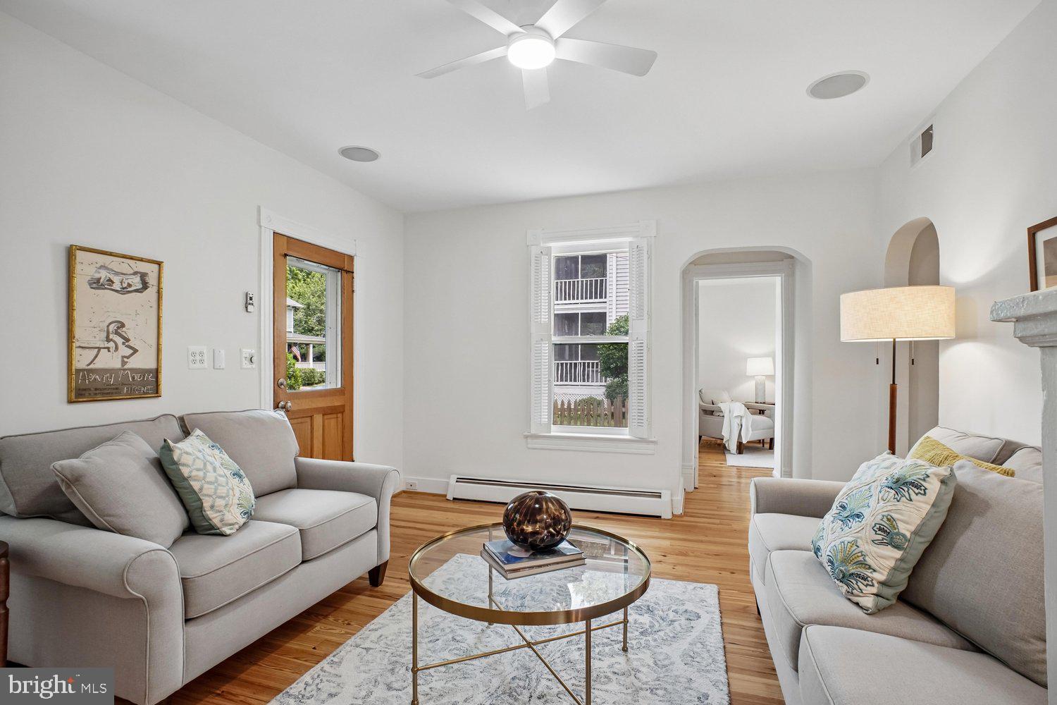 MAYWOOD - Residential